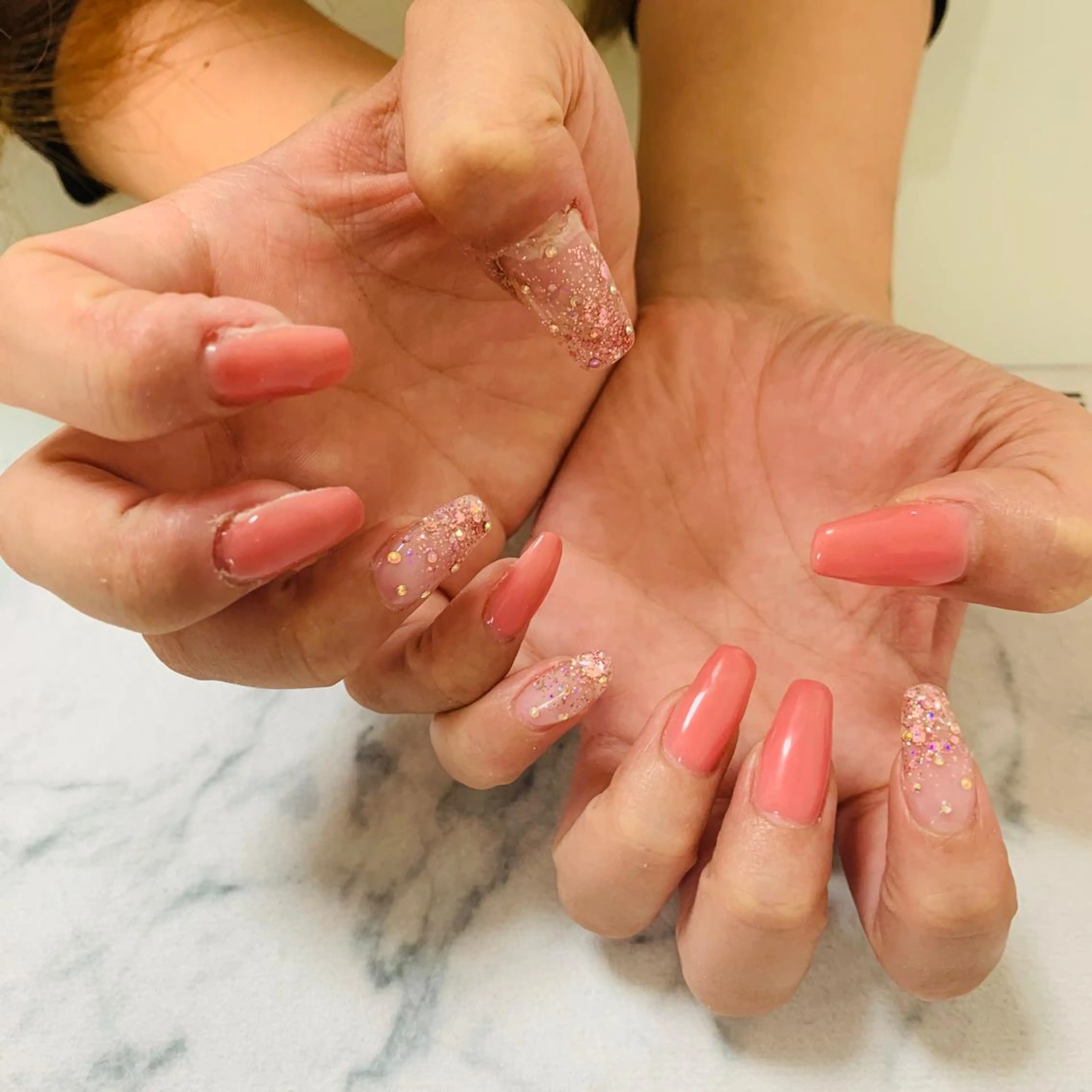 ネイル ラメ(グリッター) ピンク シンプルネイル 🌙🫧CHARME (RUKA)🦋🫧のネイルデザイン