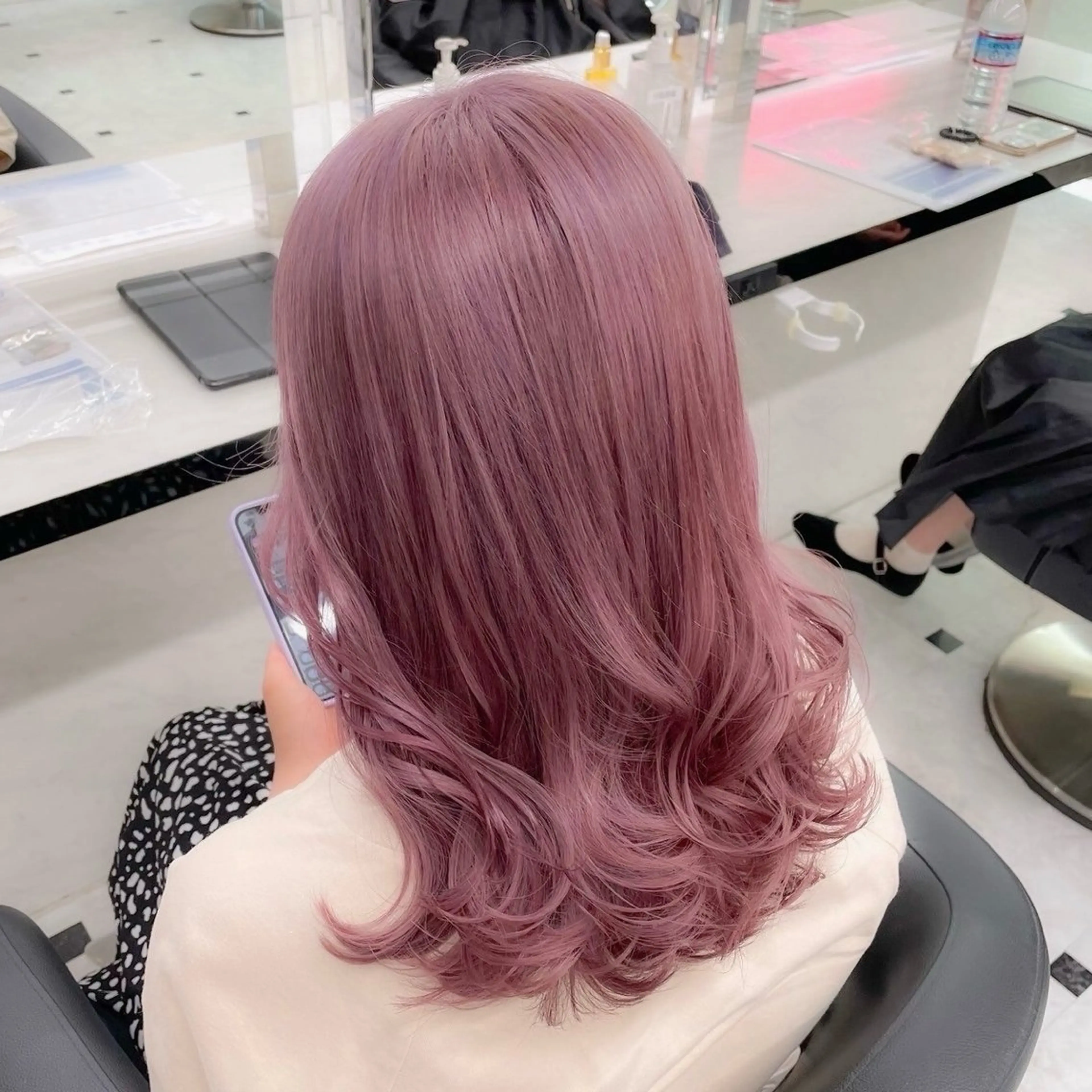 ロング カラー ヘアカラー ヘッドスパ ヘアセット 🤍韓国ワンホンヘ ア SHIONE🤍のヘアスタイル