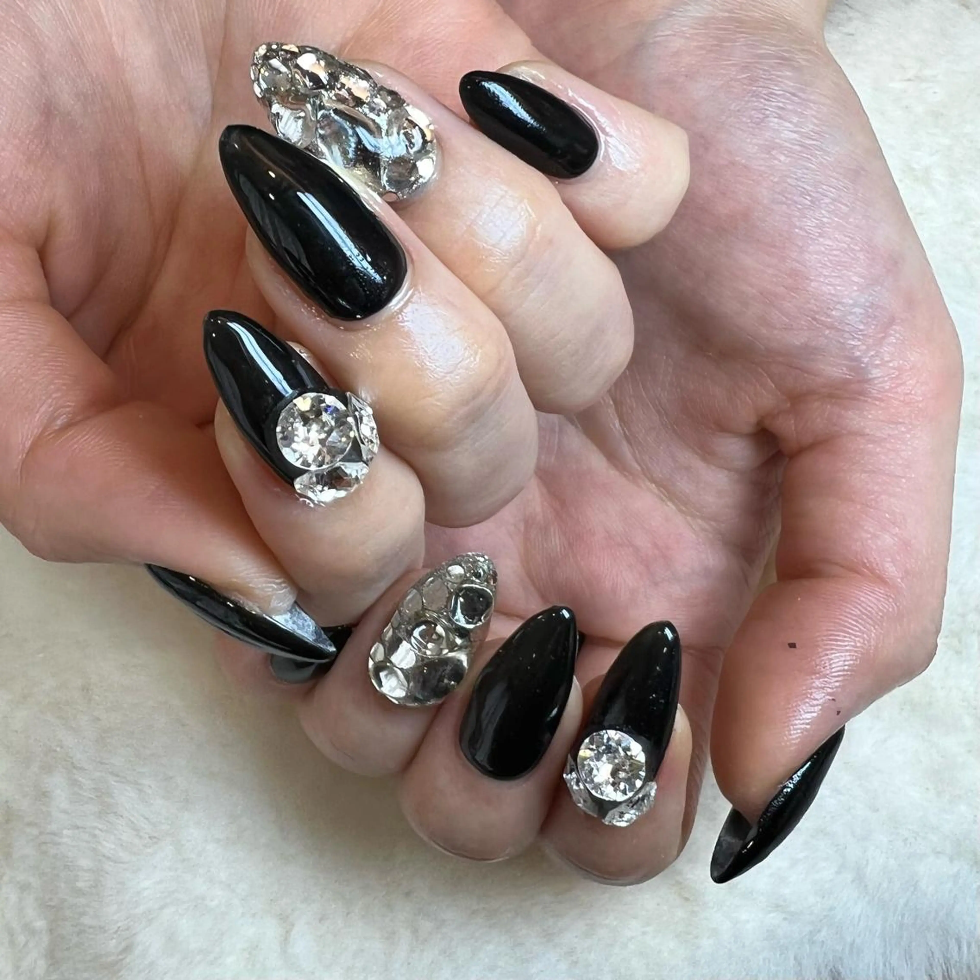 ネイル ハンドネイル 河野 弥月のネイルデザイン