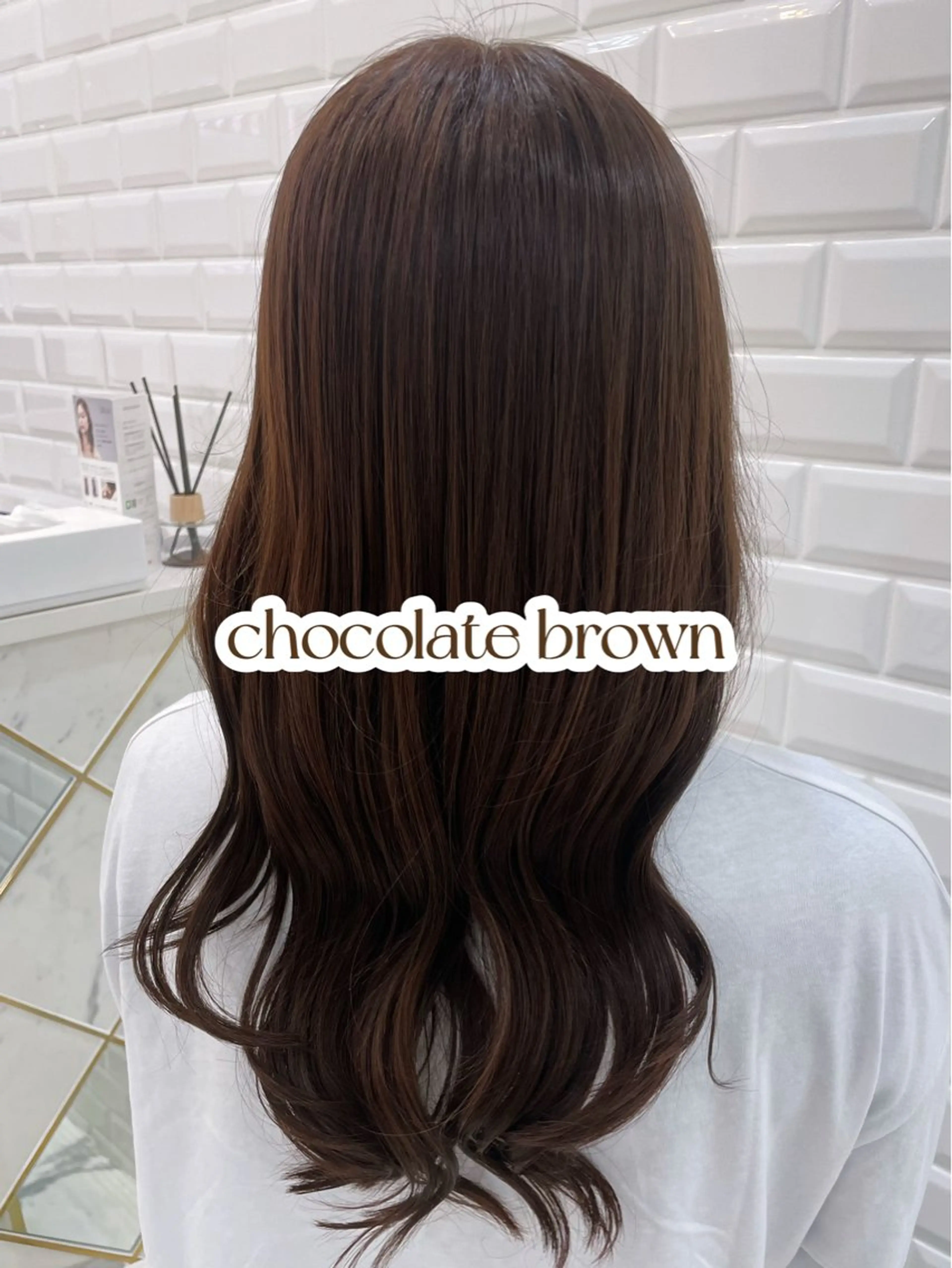 ロング チョコレートブラウン カット ヘアカラー トリートメント ガーリーカラー🩷 ユウ🍓💞のヘアスタイル