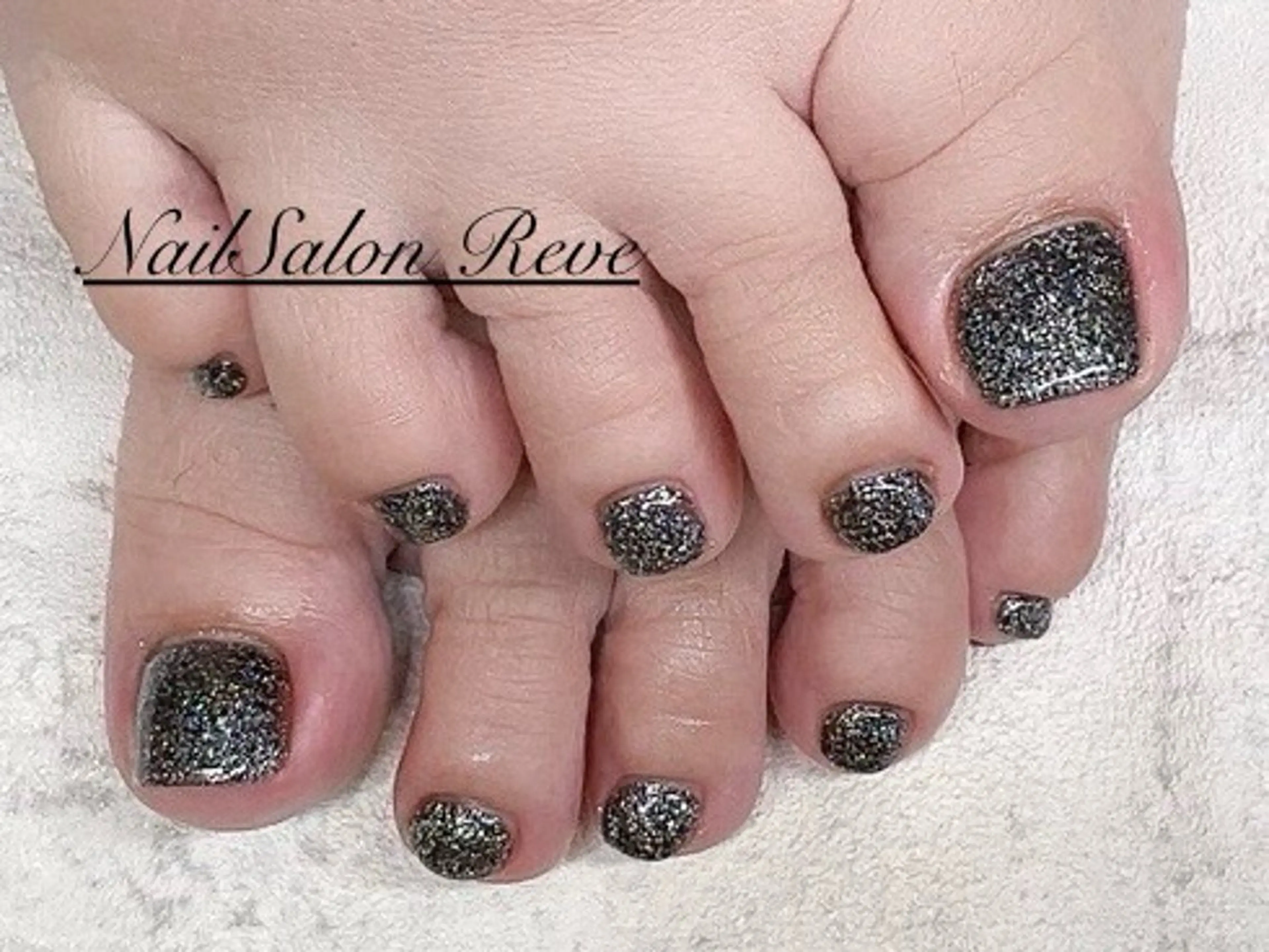 ネイル フットネイル ワンカラーネイル フットネイル NailSalon   Reve（ネイルサロン レーヴ）所属・NailSalon Reveのネイルデザイン