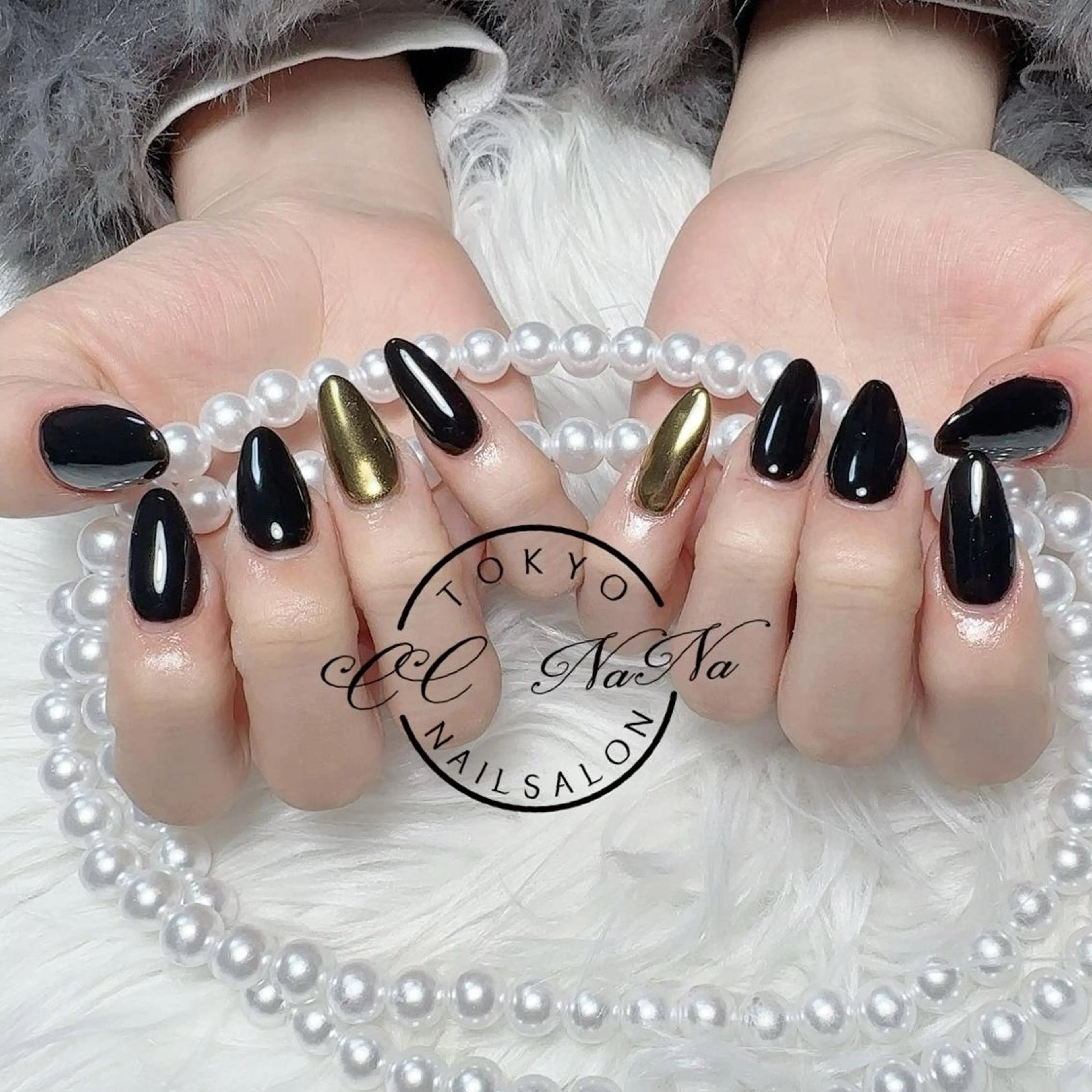 ネイル アートネイル チークネイル フラッシュネイル ハート キラキラネイル 韓国風ワンホンネイル パラジェル🩵roのネイルデザイン