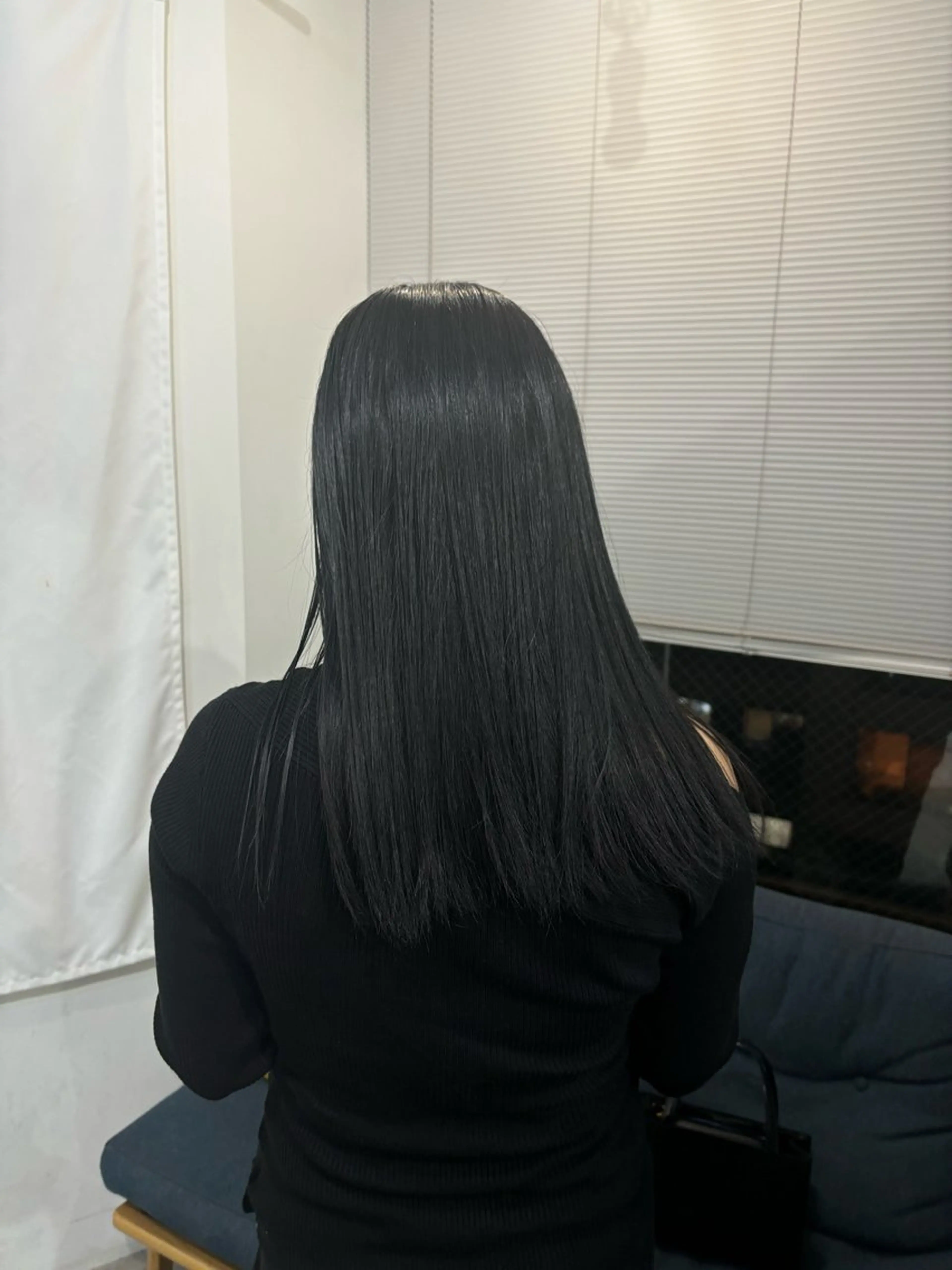 セミロング カラー 亜海 /レディースパーマのヘアスタイル