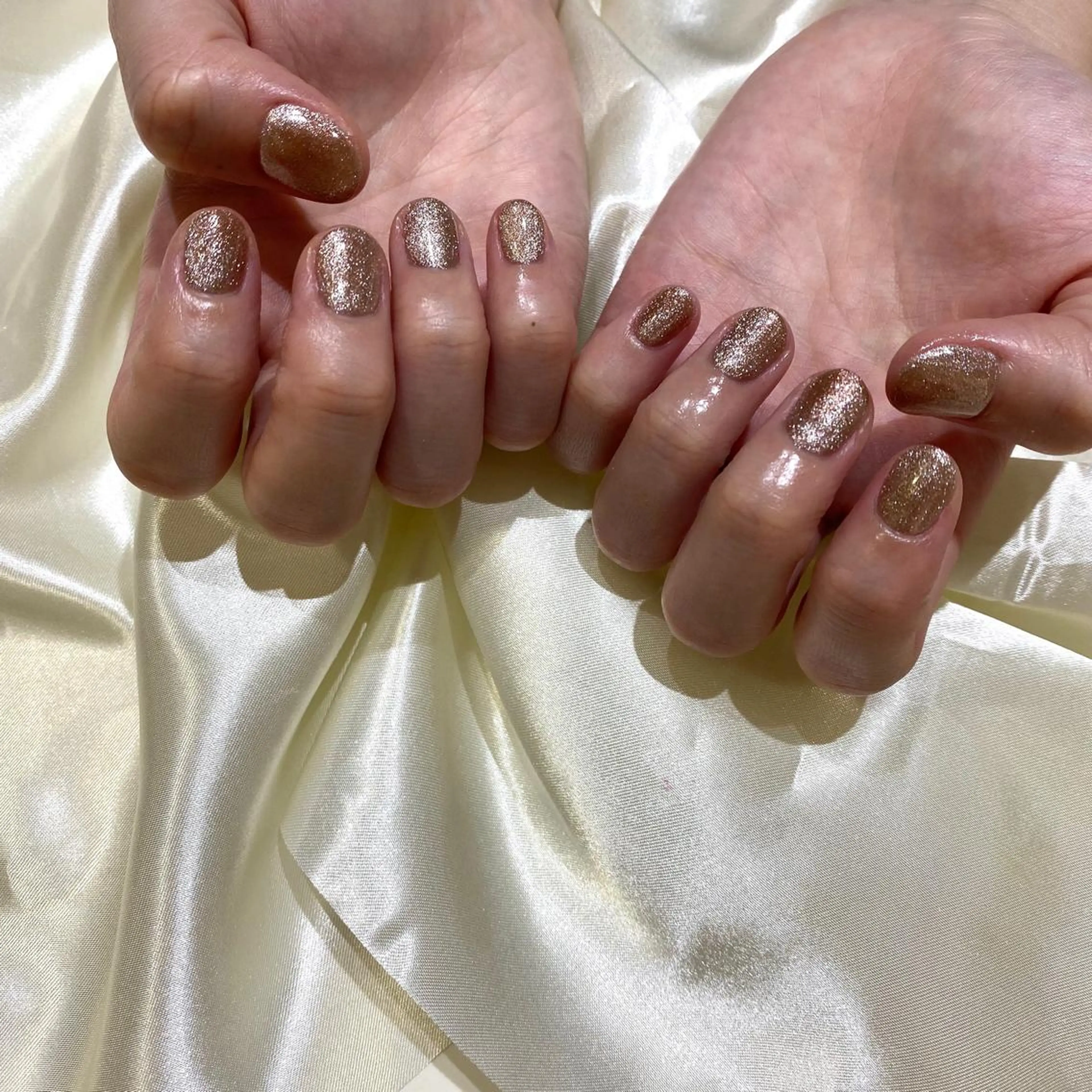 ネイル ハンドネイル 西岡 杏のネイルデザイン