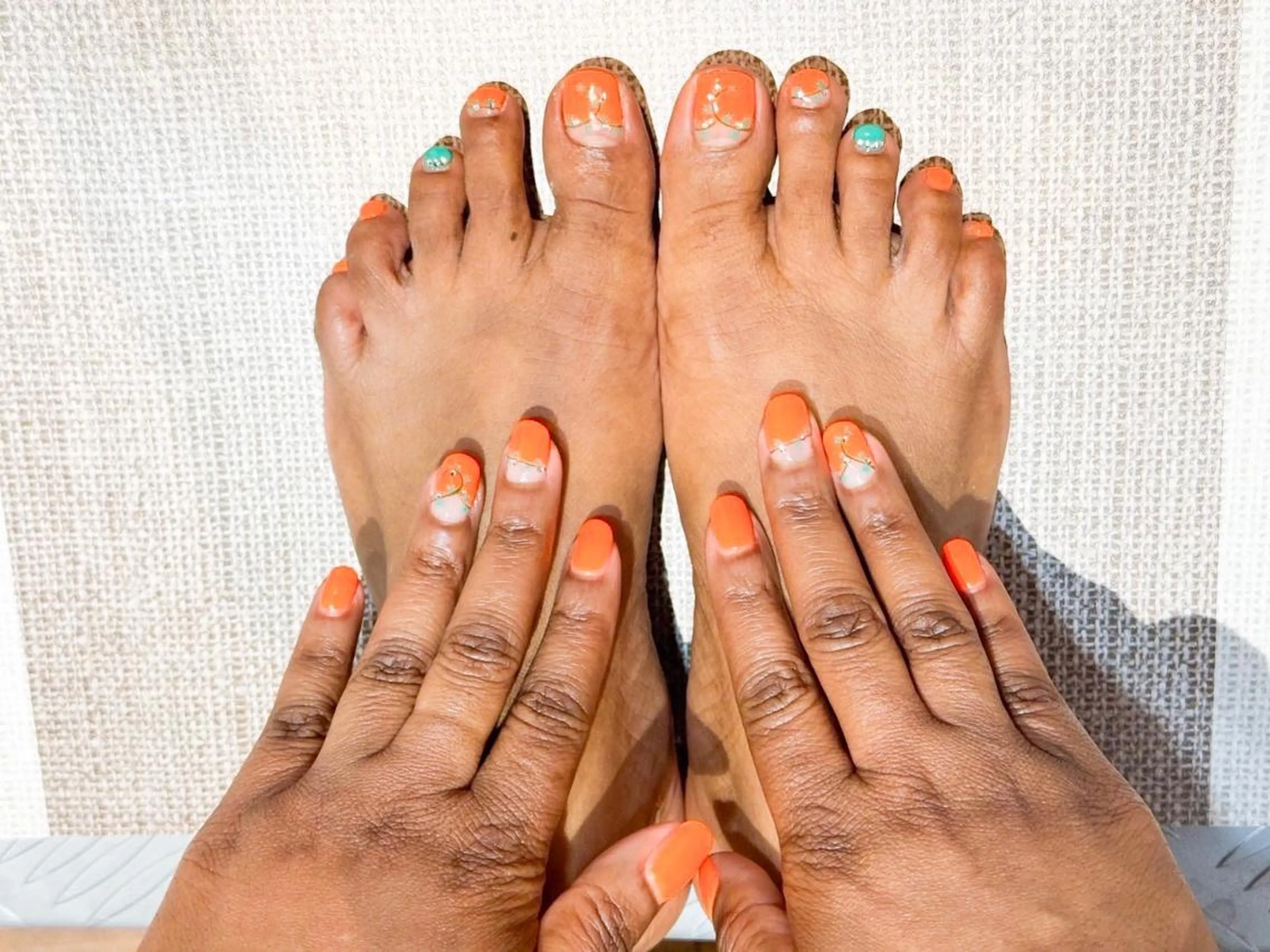 ネイル フットネイル オレンジ hiro ヒロのネイルデザイン