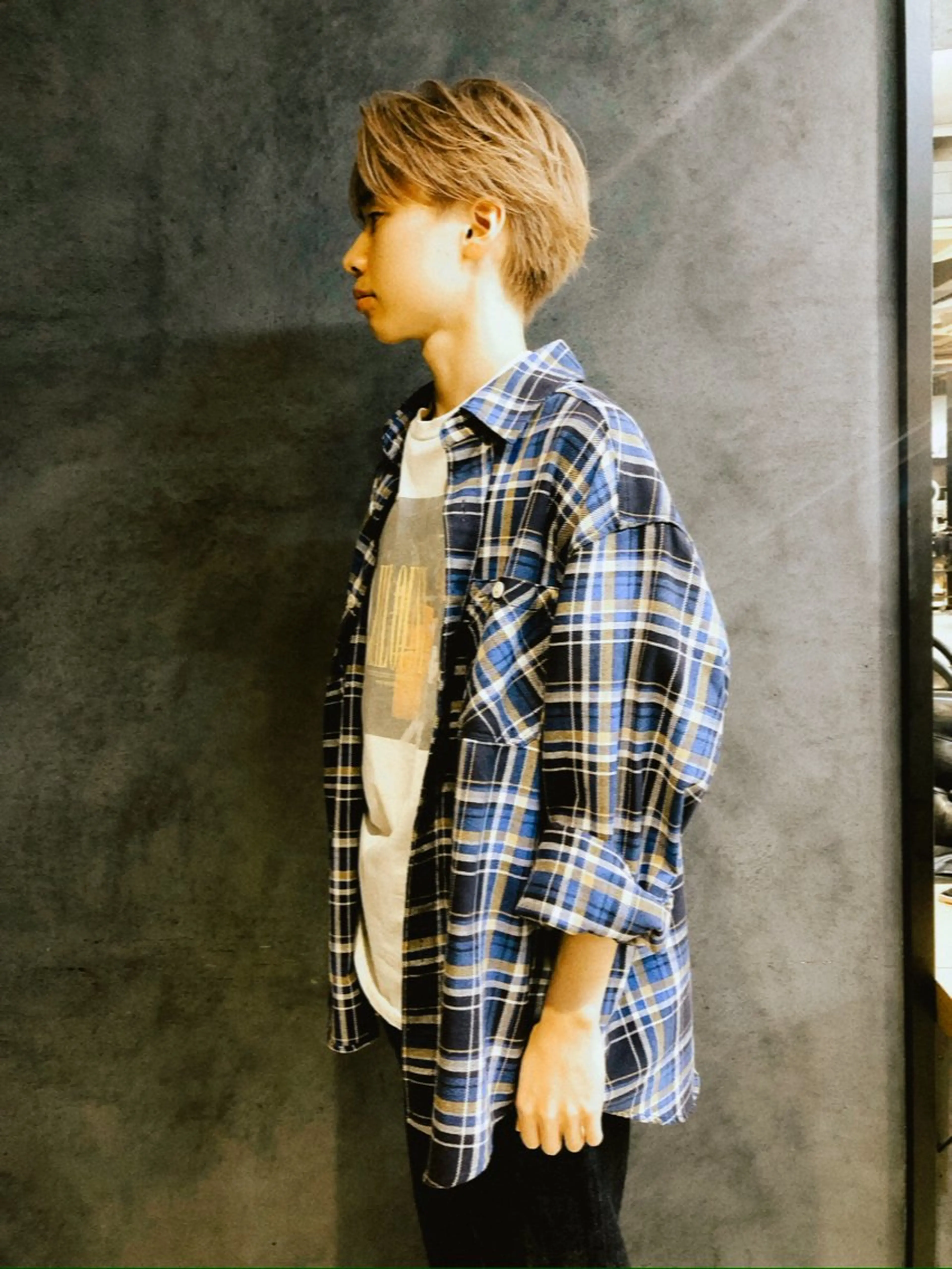 カラー ヘアアレンジ メンズ メンズブリーチ ベージュカラー ブリーチ ミルクティーベージュ カット ヘアカラー トリートメント ヘアセット ainico+所属・メンズ特化✂️栗原 侑也のヘアスタイル