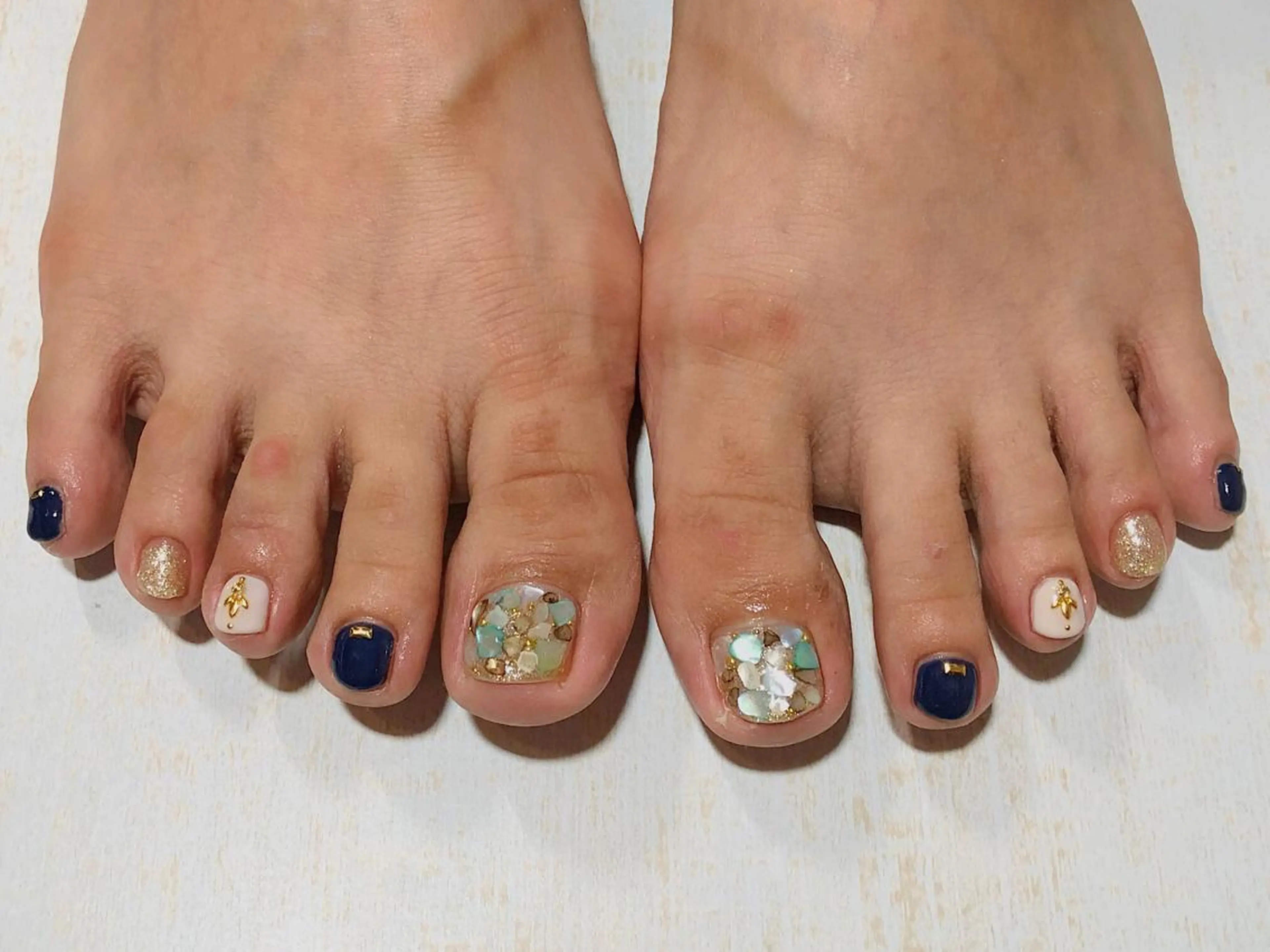 ネイル フットネイル 𖡼 yumenoのネイルデザイン