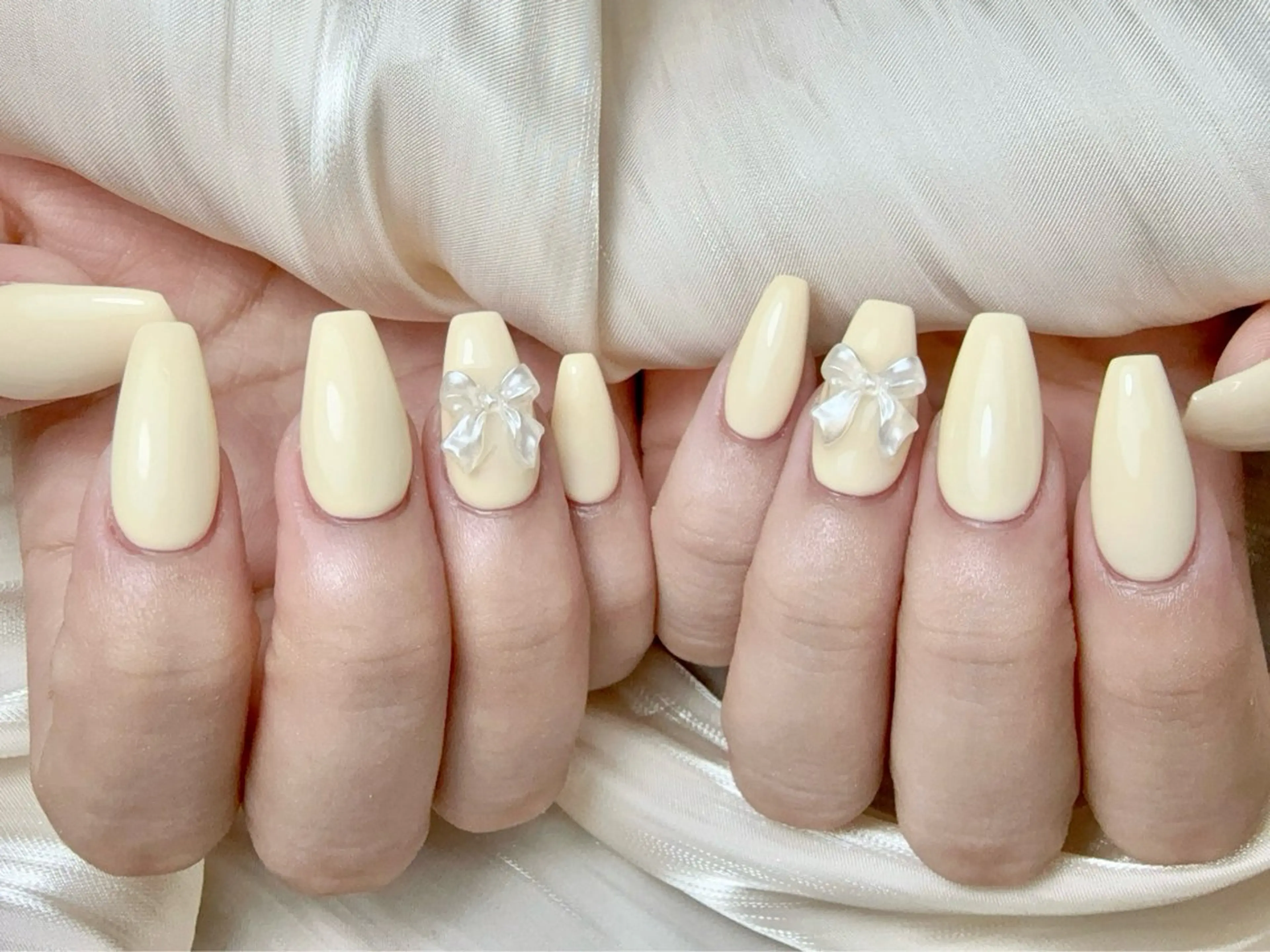 ワンカラー+パーツ2個(ジェルオフ+500)の写真