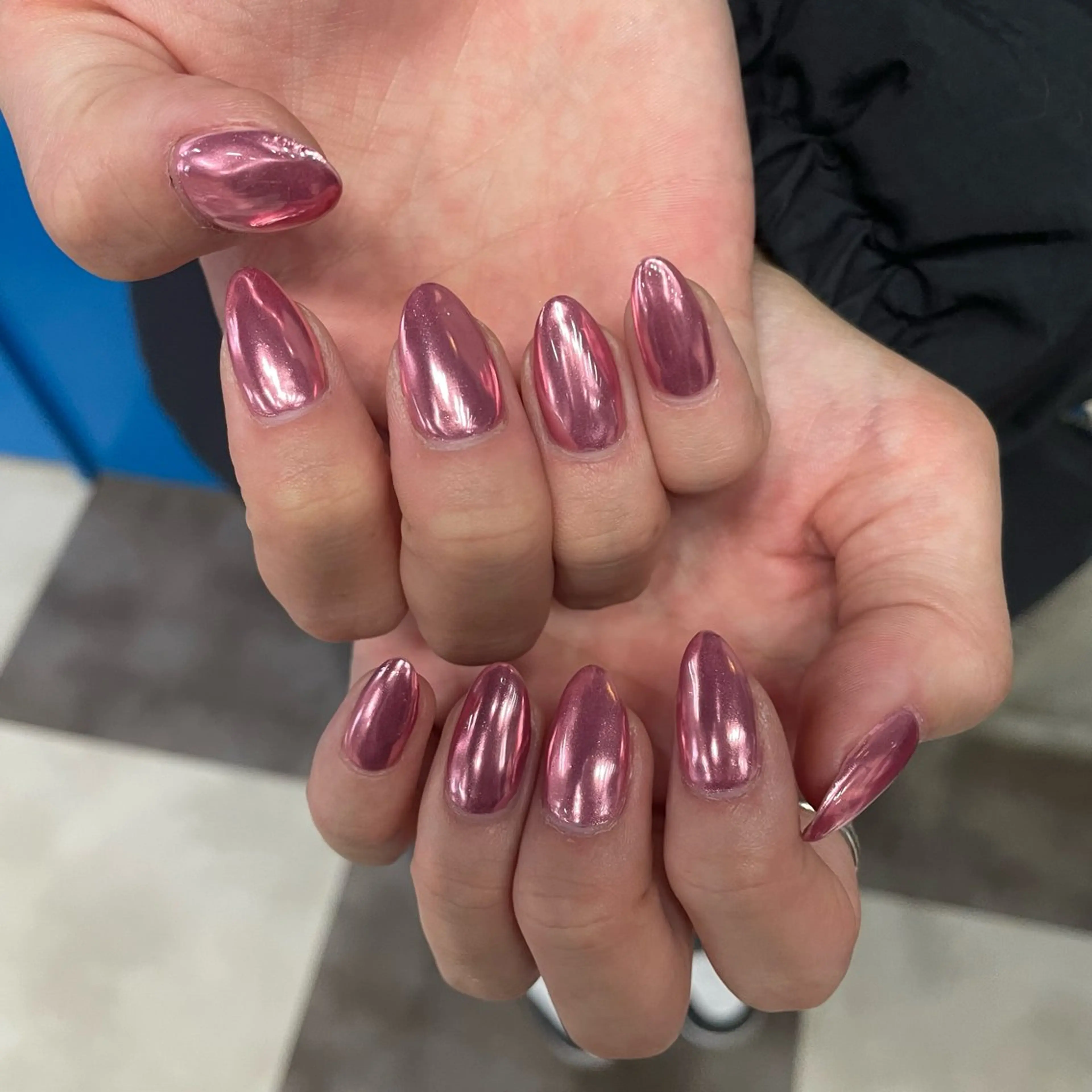 ネイル ミラーネイル MAXKELLY ANNAのネイルデザイン