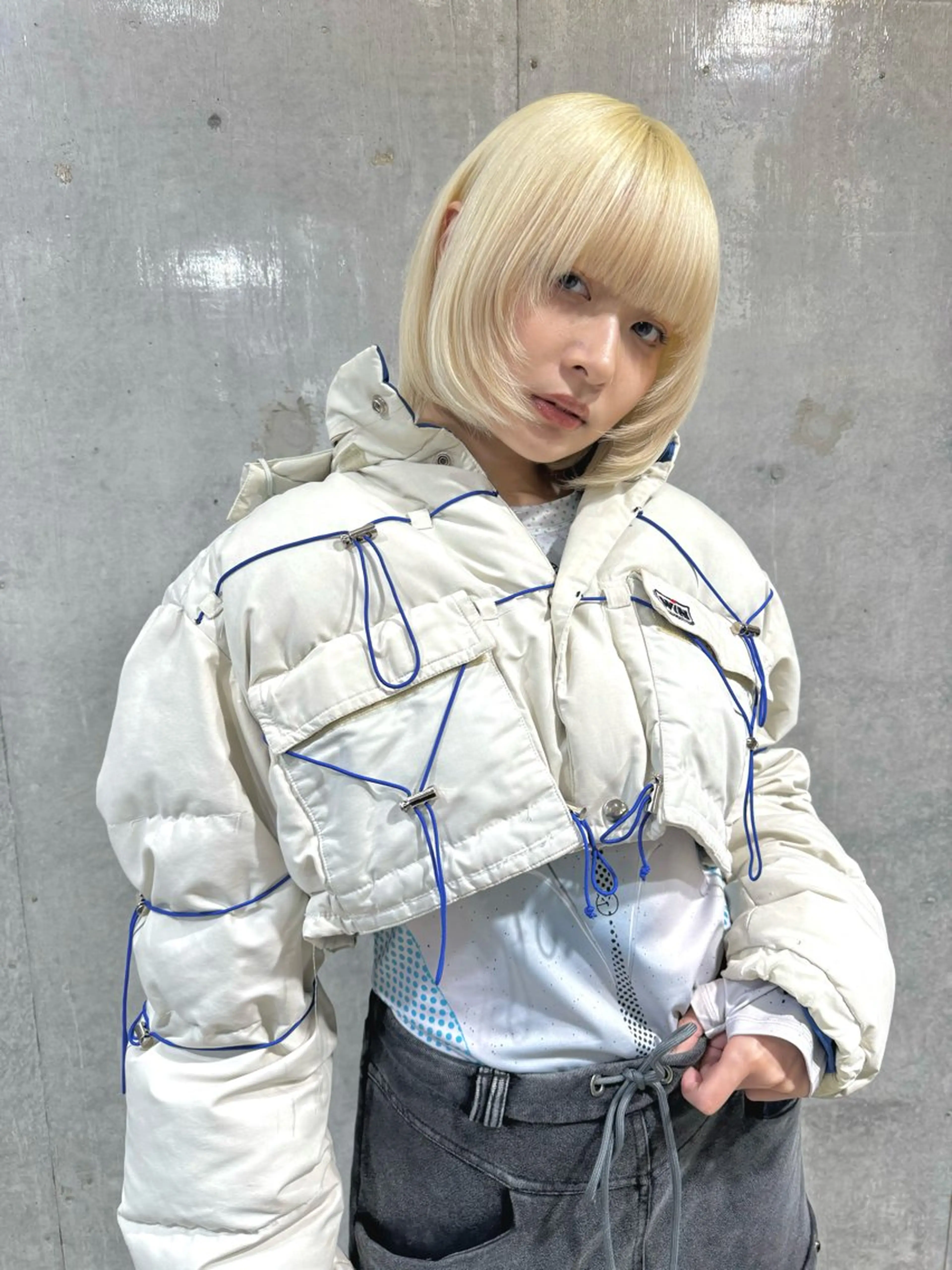 ミディアム カラー ブロンド ホワイトブロンド 💍絶対に可愛く💍 履歴修正SAKI🐰のヘアスタイル