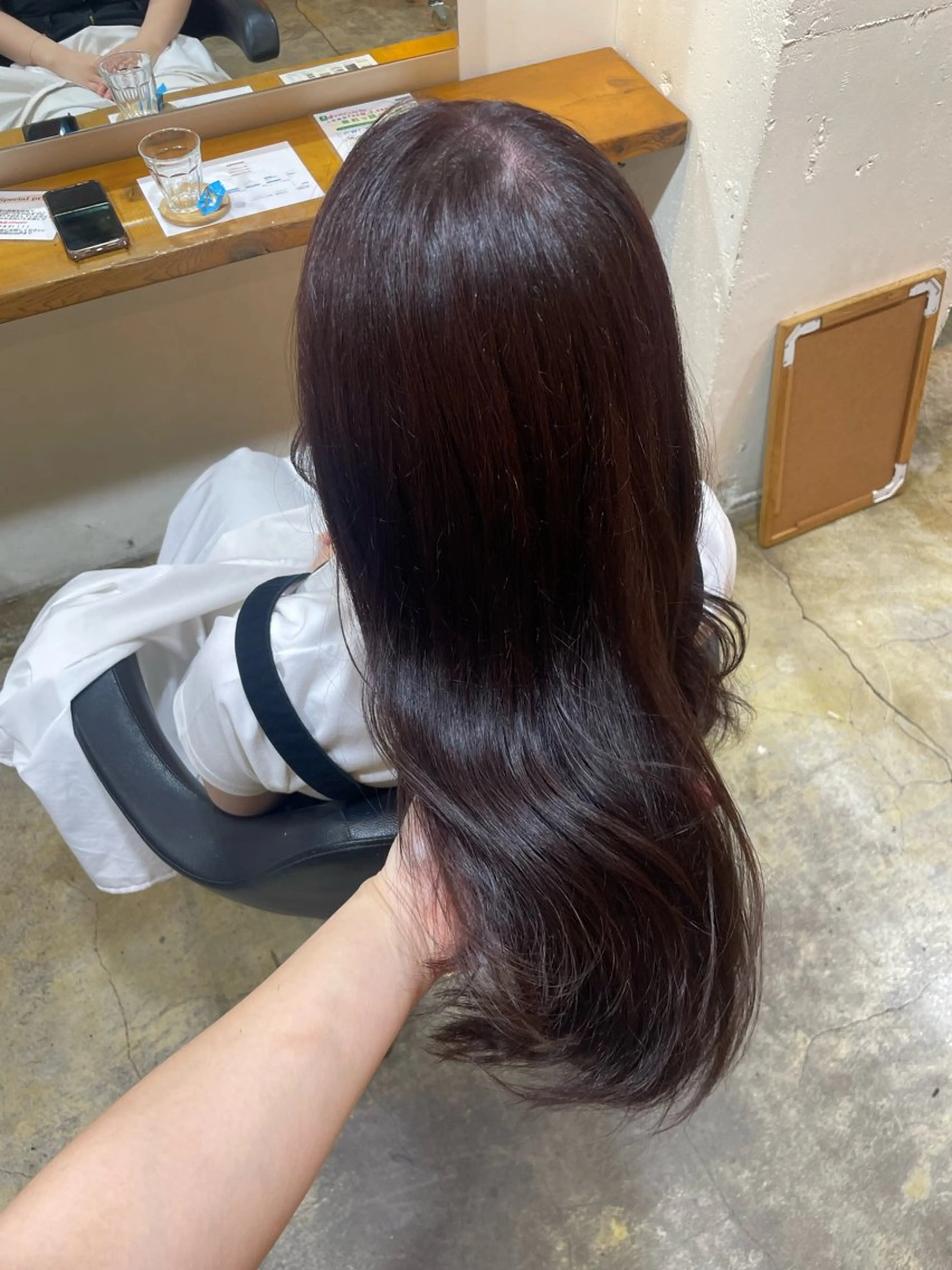 ロング カラー グレージュ ラベンダーカラー ラベンダーグレージュ ラベンダーグレー カット ヘアカラー トリートメント MIOベージュカラー 柔らかいカラーのヘアスタイル