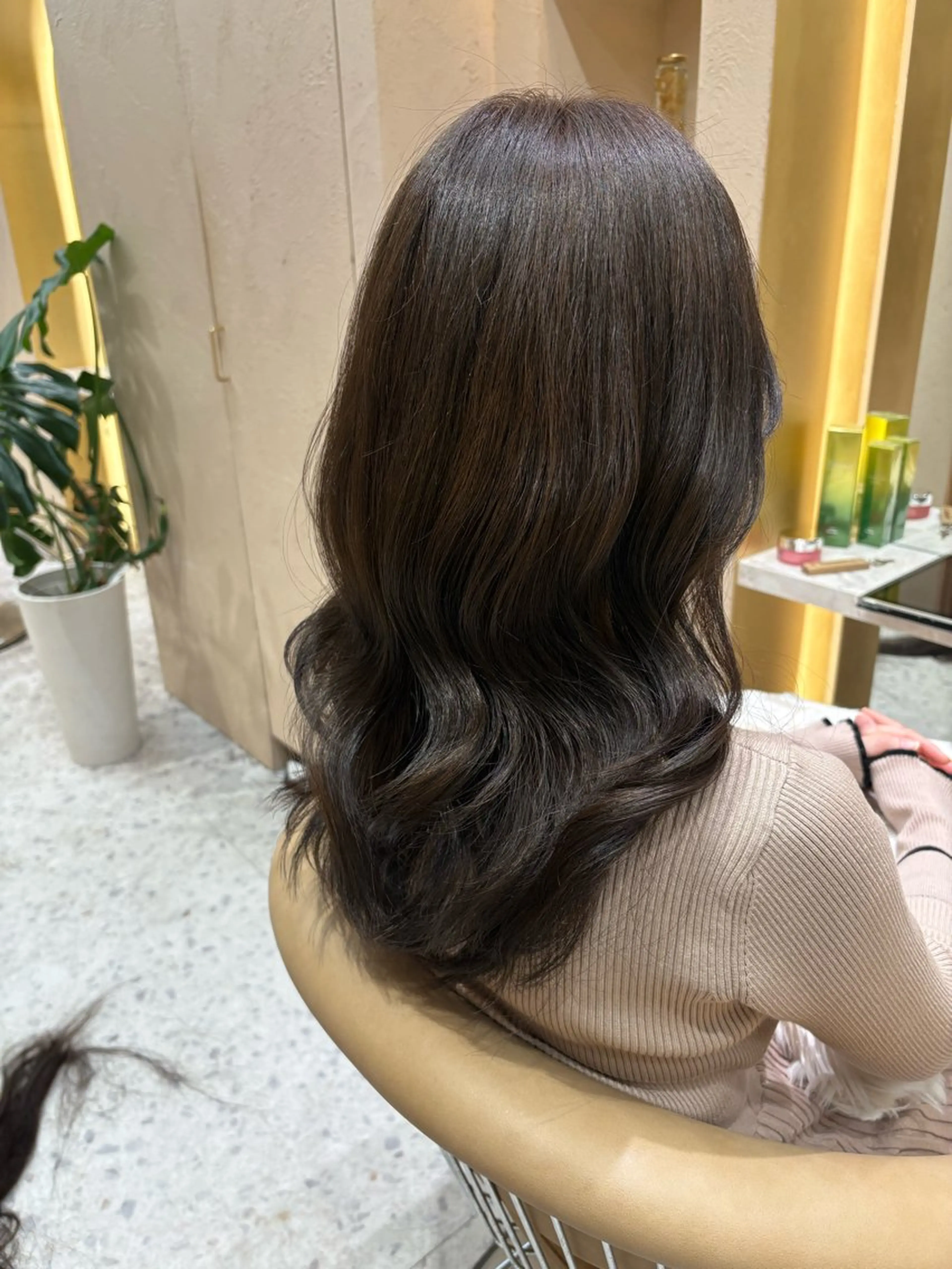 セミロング カット ヘアカラー トリートメント Kanami/韓国風 /艶カラーのヘアスタイル