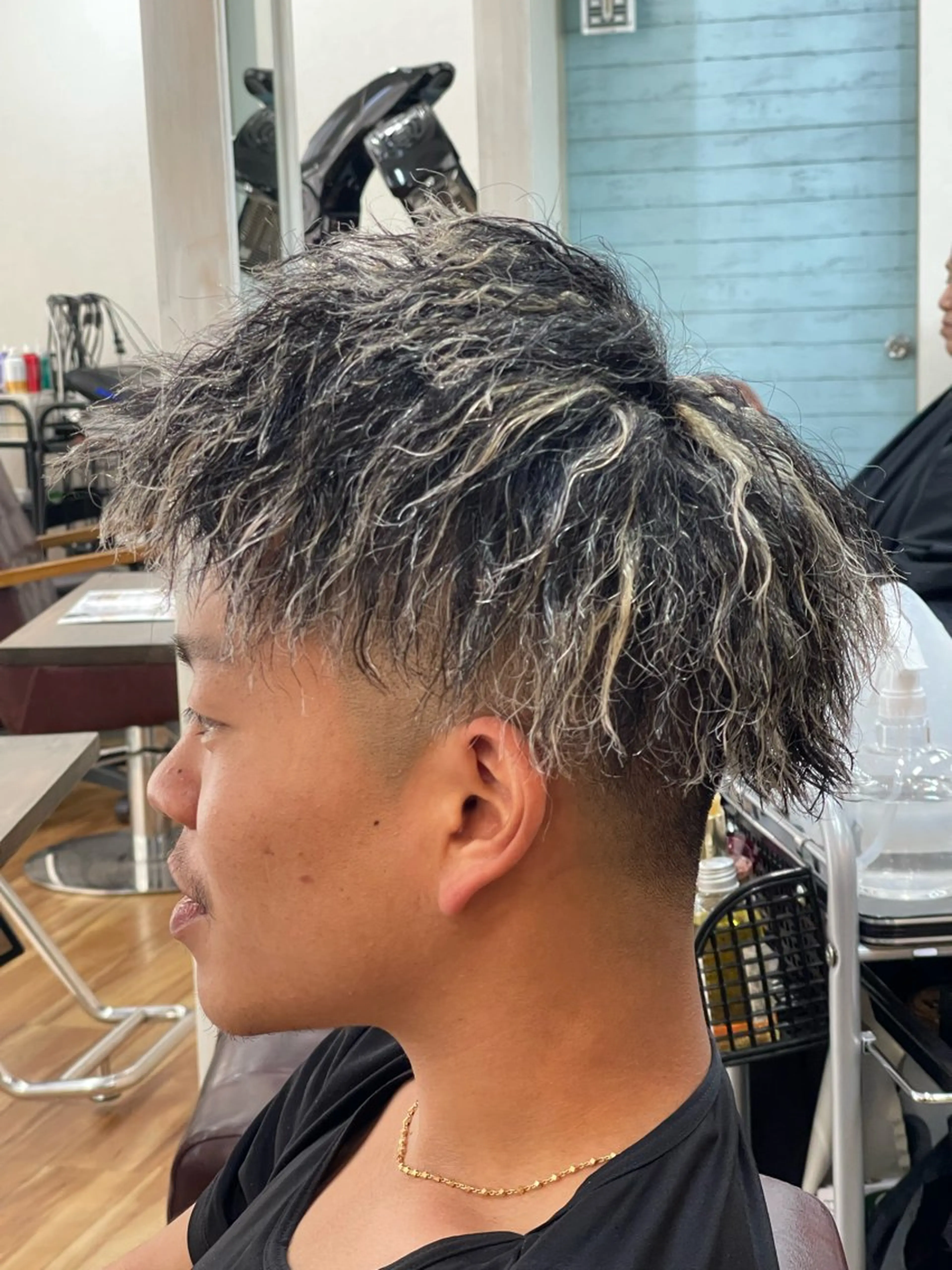 ショート カラー パーマ メッシュ パーマ SOYON西大寺店所属・ダブルカラー/ 髪質改善💎安藤のヘアスタイル