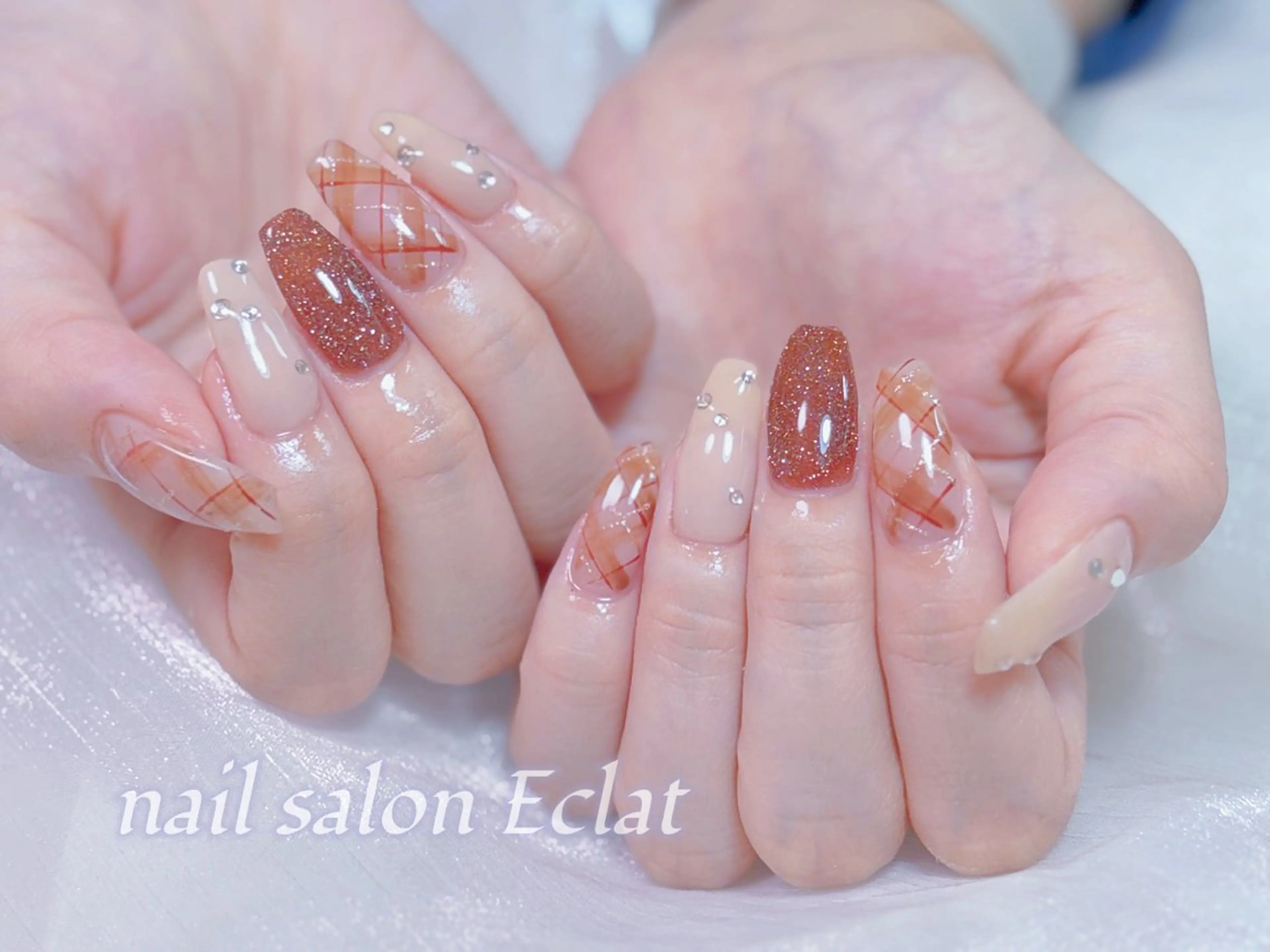 ネイル ネイルサロンエクラ 🫧Shizukaのネイルデザイン