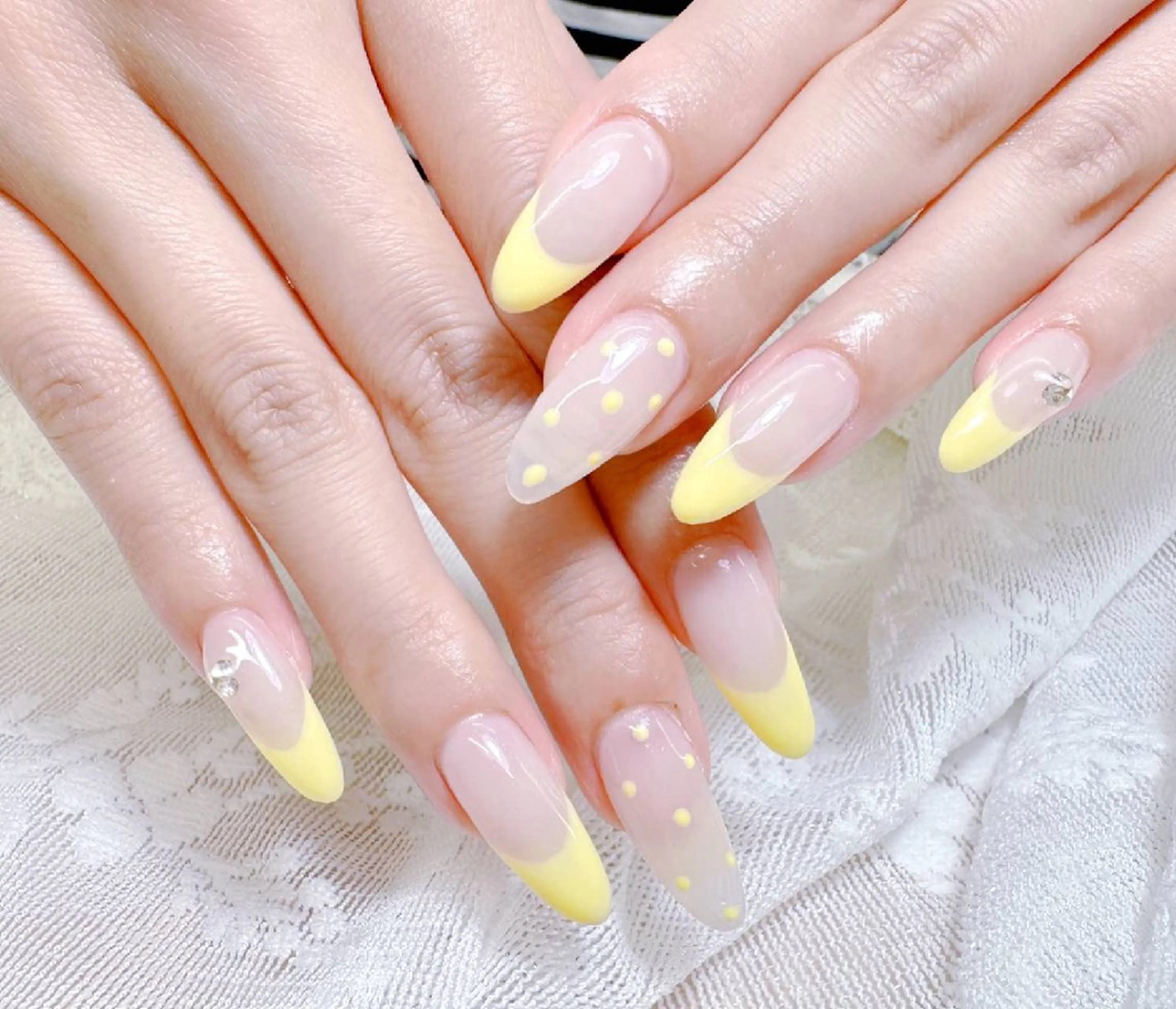 ネイル 小島 阿佑美のネイルデザイン