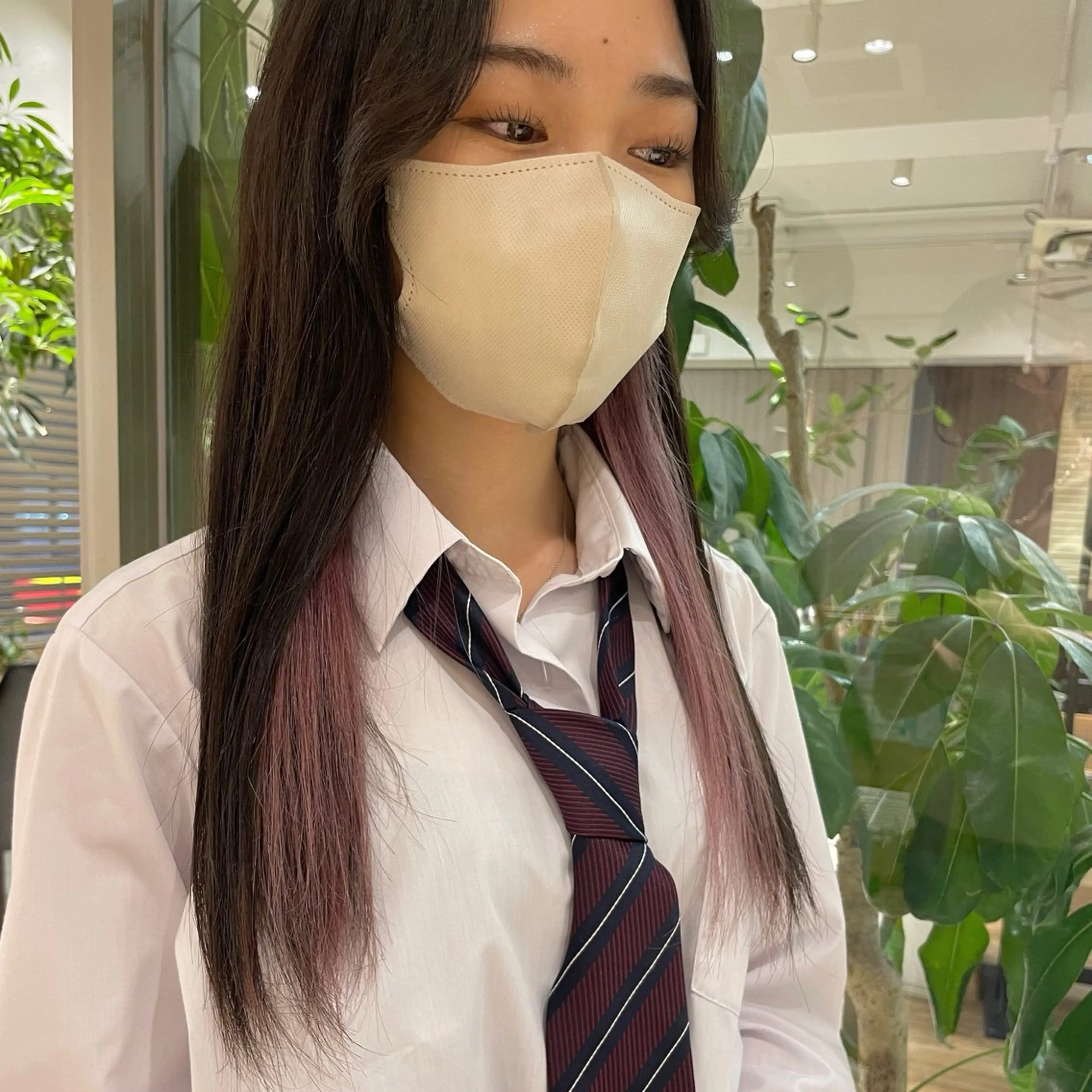 カラー インナーカラー 🏳️‍⚧️艶カラー /アレンジ🎀くるみのヘアスタイル