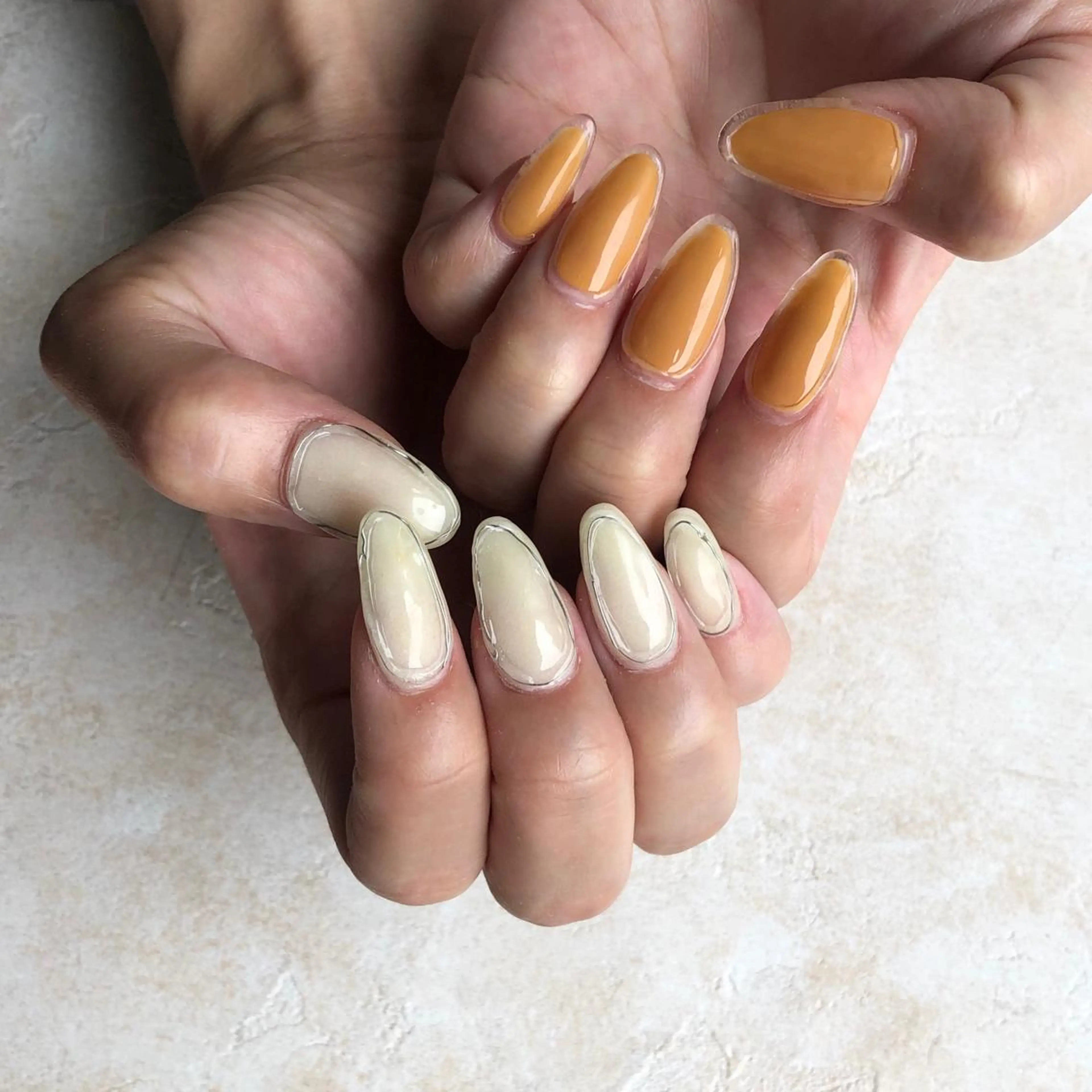 ネイル ニュアンスネイル crestnail所属・小林 束紗のネイルデザイン
