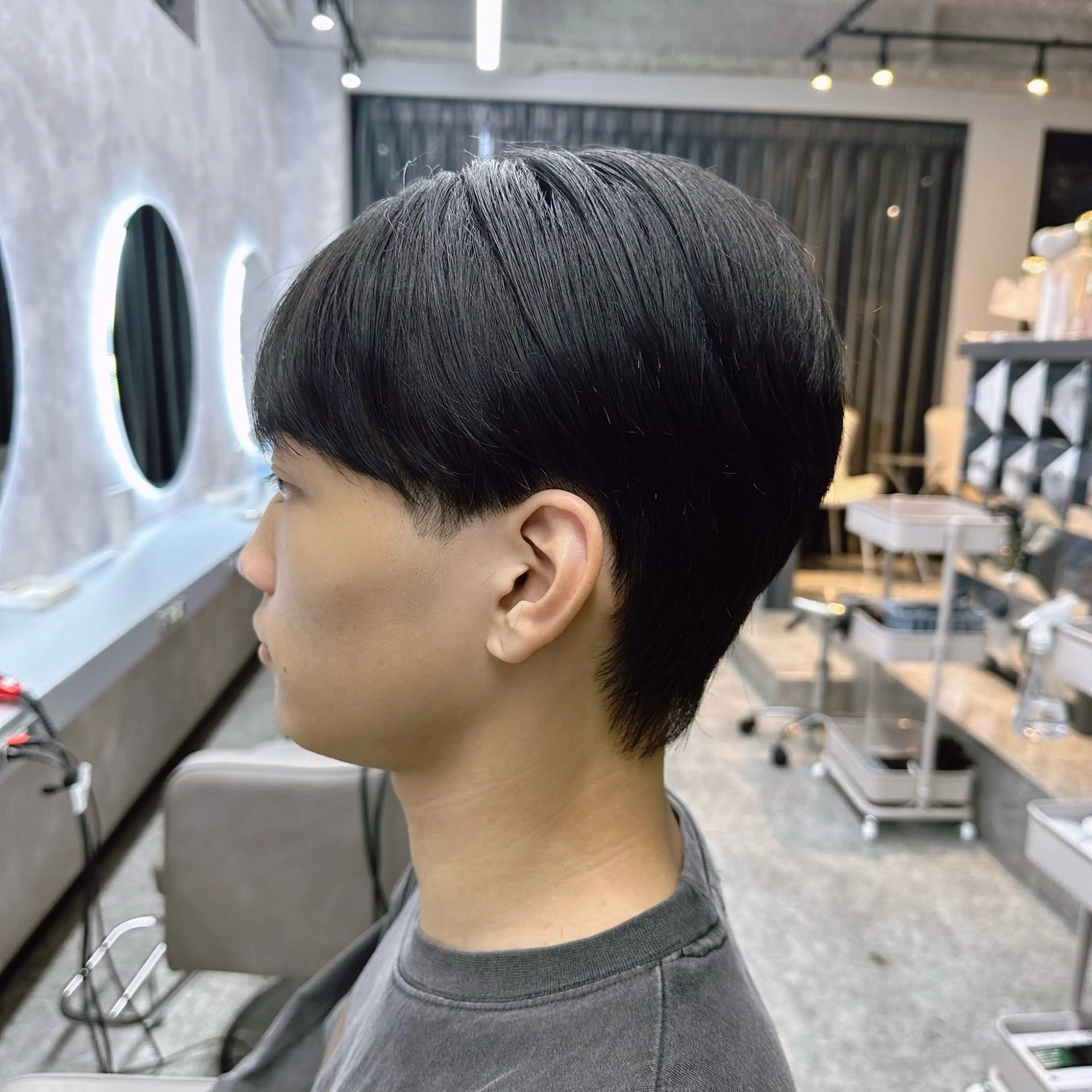 メンズ カット ヘアカラー 縮毛矯正 メンズパーマ🔵 ハイトーン✨原田慎也のヘアスタイル