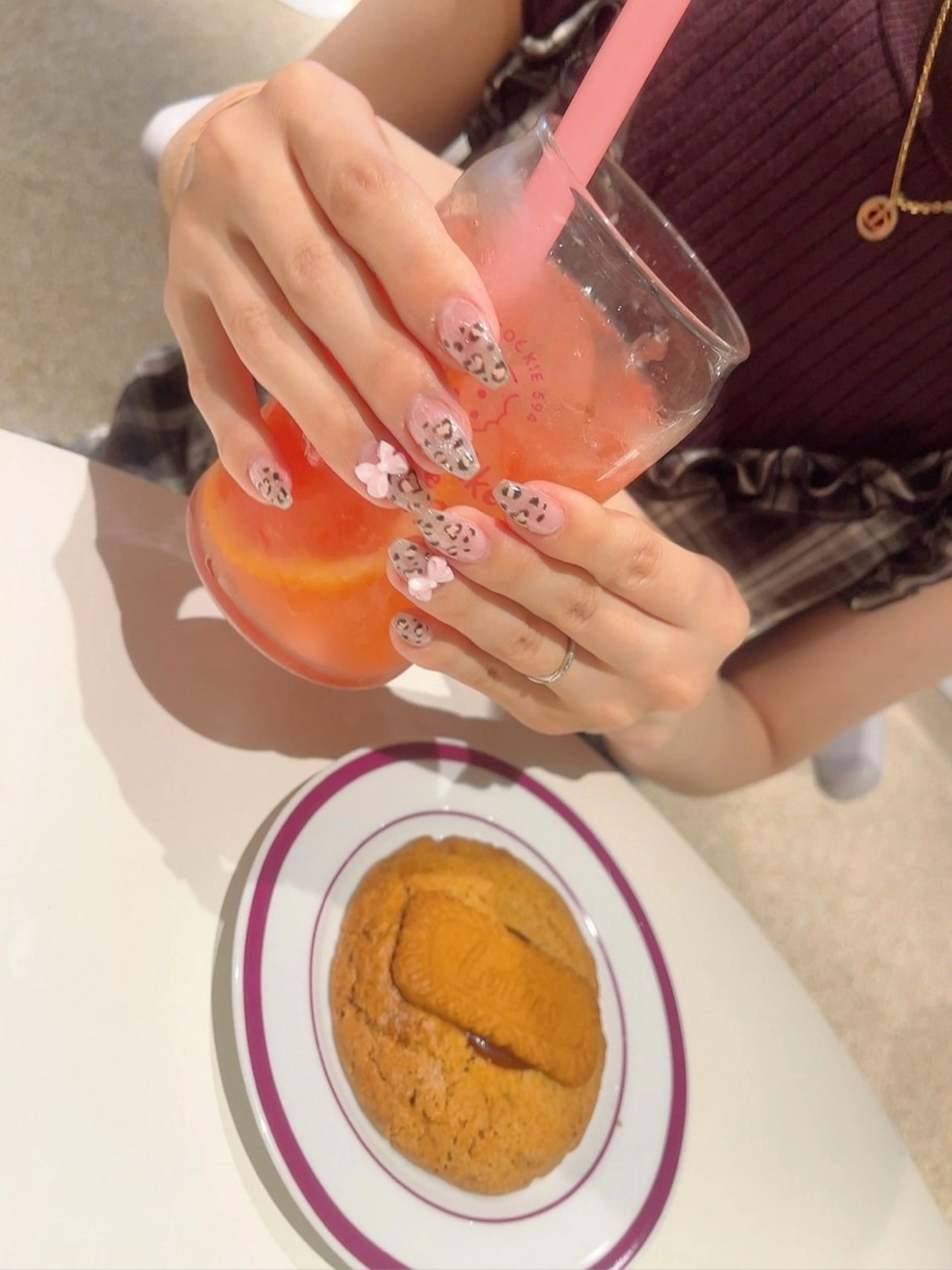 ネイル Nest 岩崎のネイルデザイン