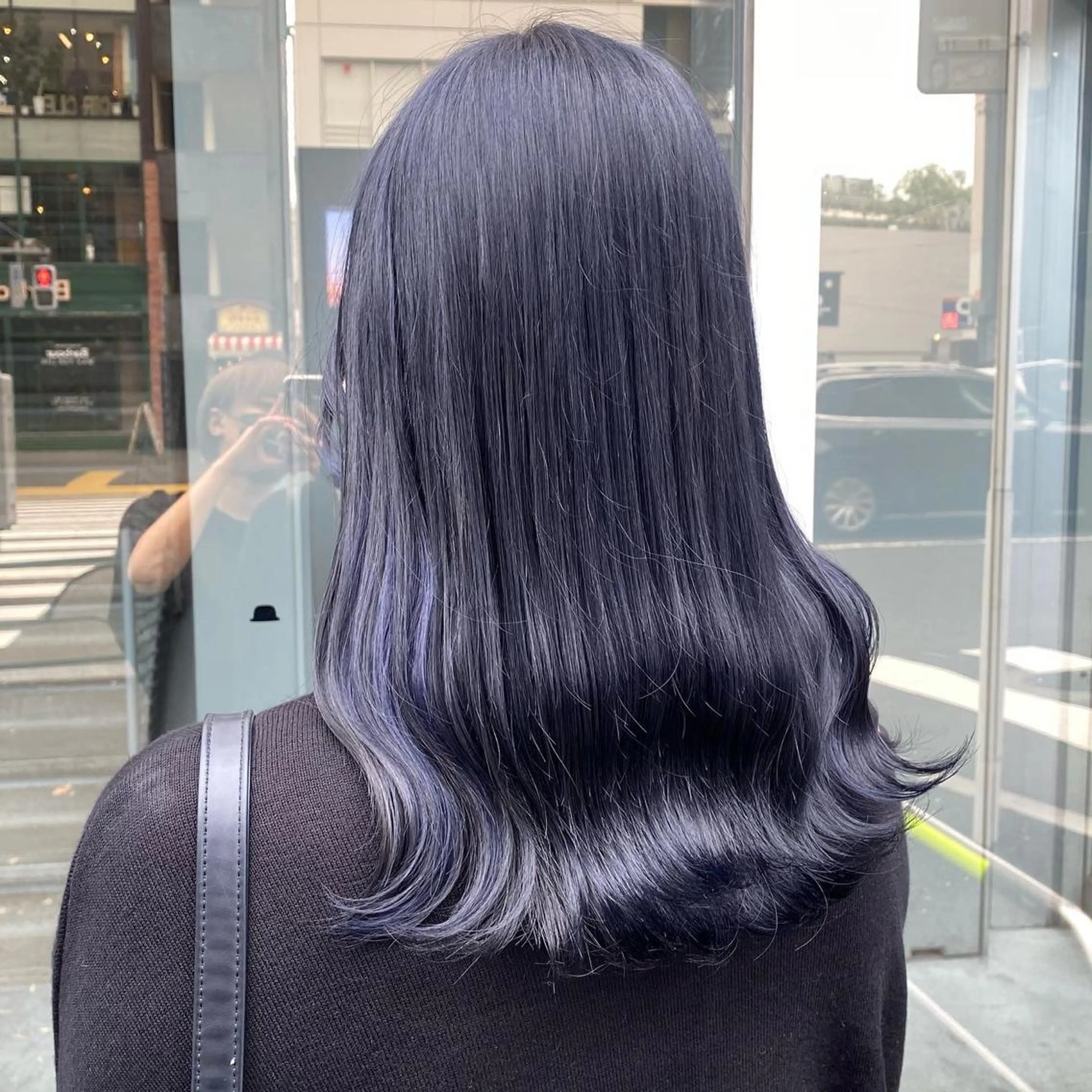 セミロング カラー ワインレッド 🍒KAHOのヘアスタイル