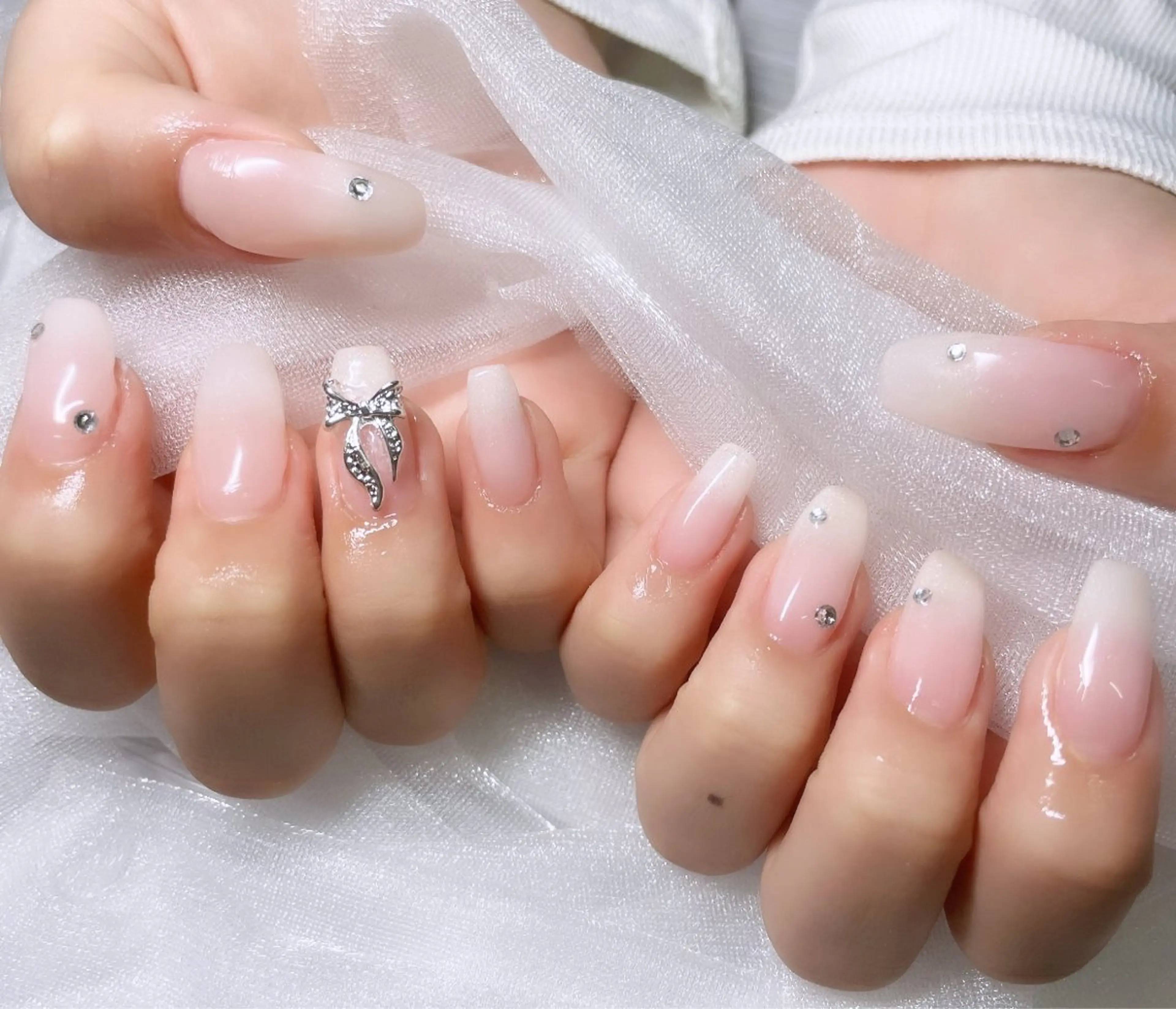 ネイル 🎀藤沢ガーリーネイ ル/長さ出し🎀のネイルデザイン