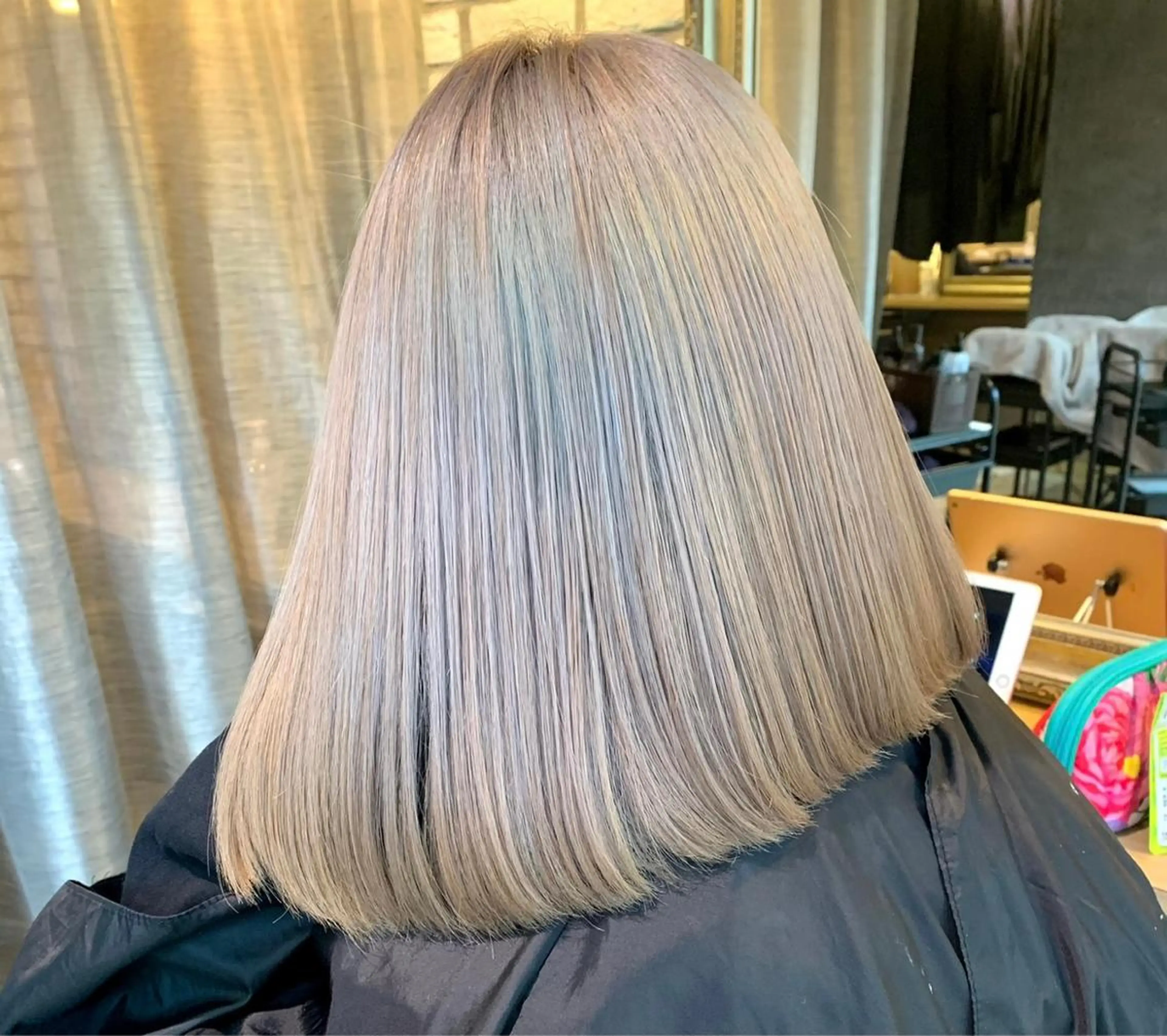 ミディアム カラー Labimani   ラビマーニ所属・西林麗雄12月 空きあります！のヘアスタイル