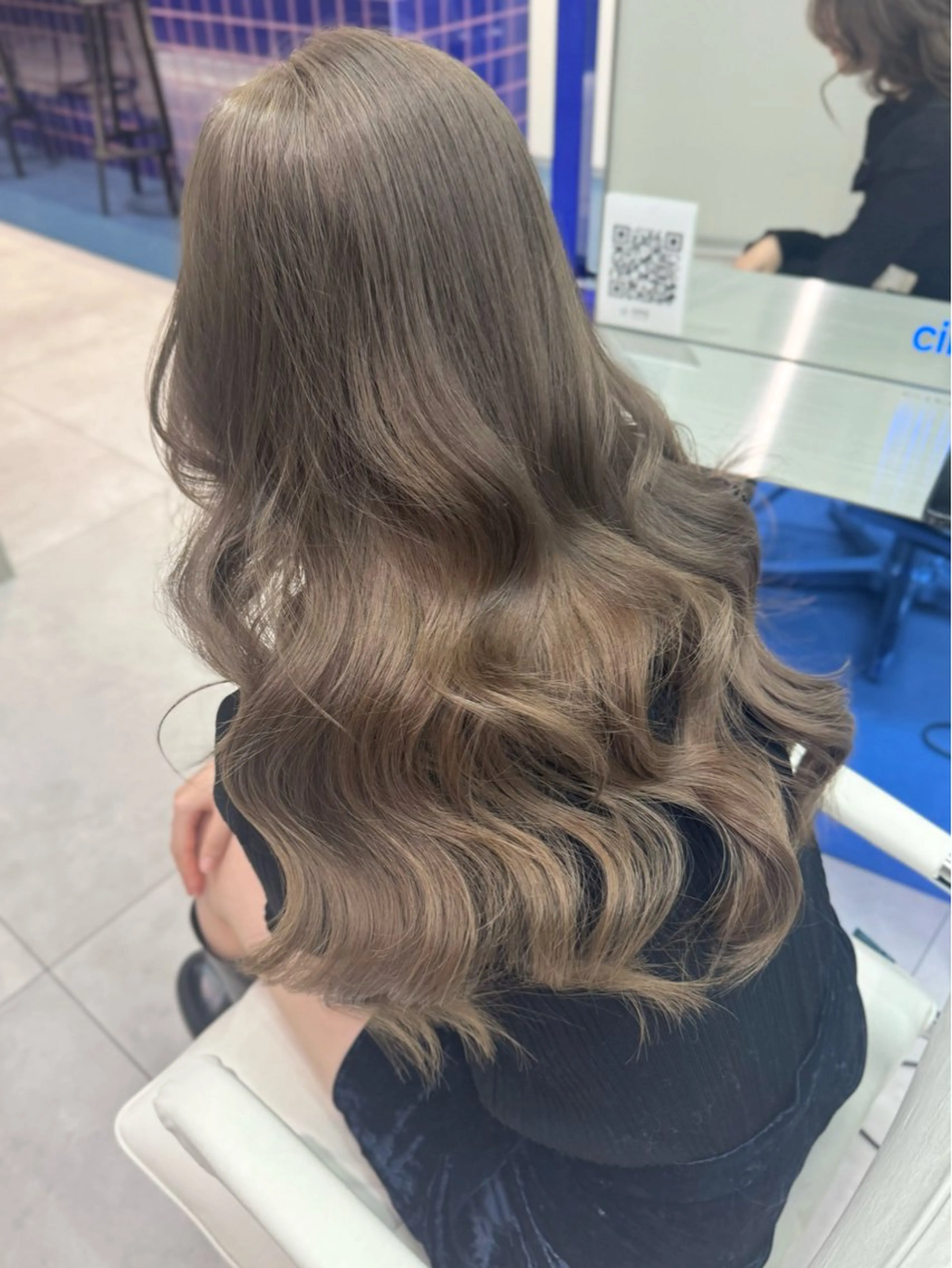 ロング カラー 🐯ミルクティーベー ジュ/大雅🐯のヘアスタイル