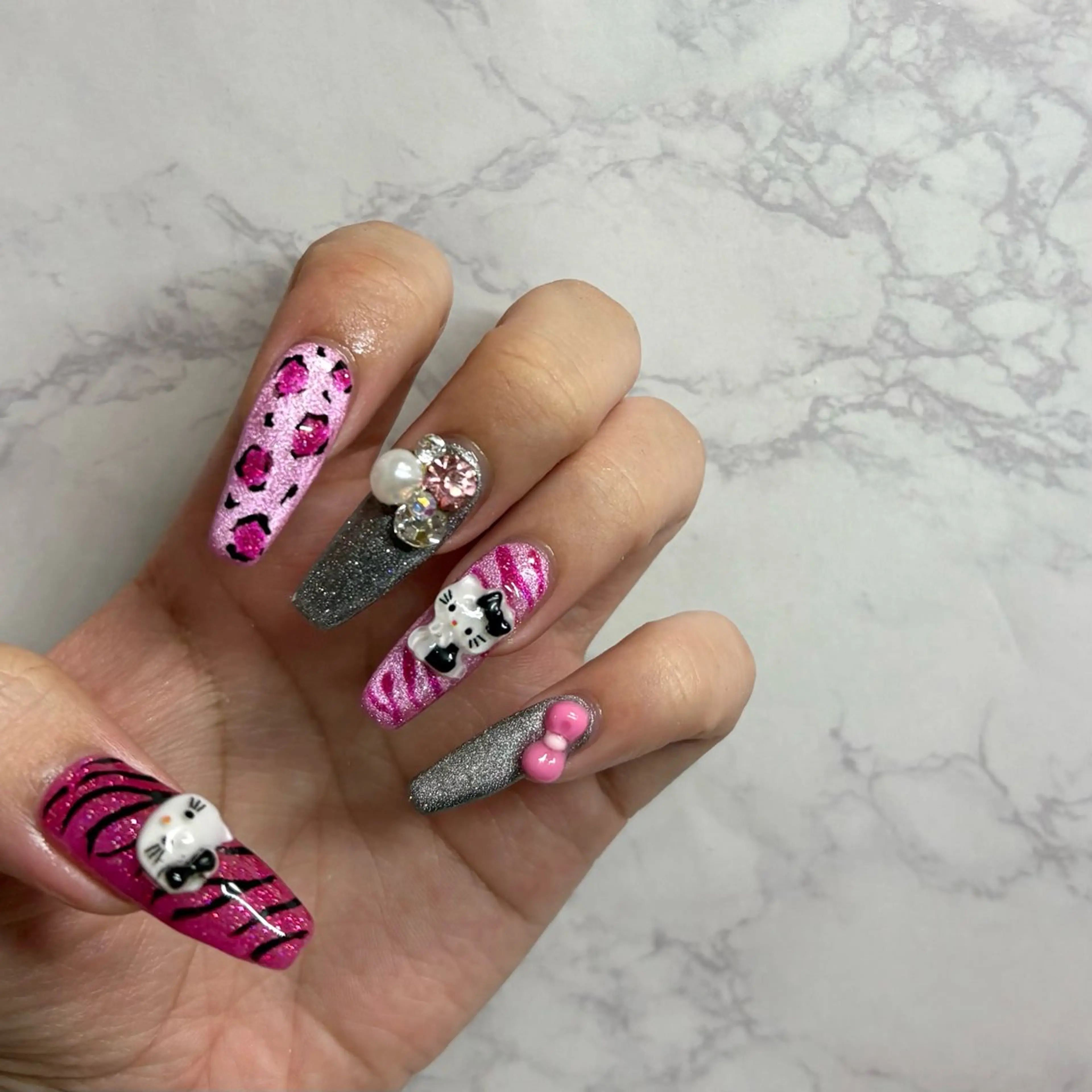 ネイル FELICE ﾌｪﾘｰﾁｪのネイルデザイン