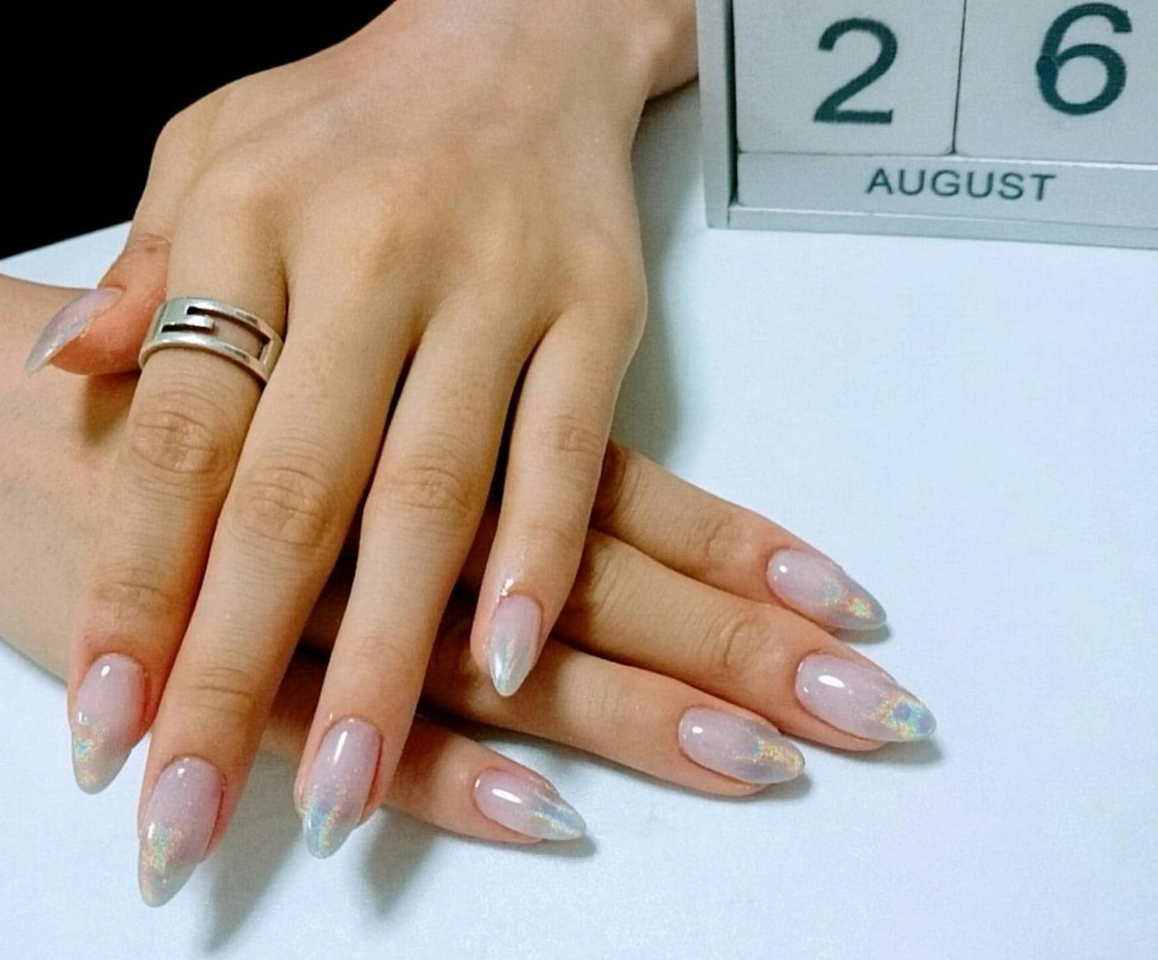 ネイル オーロラネイル グラデーション ミラーネイル JEWEL nailのネイルデザイン