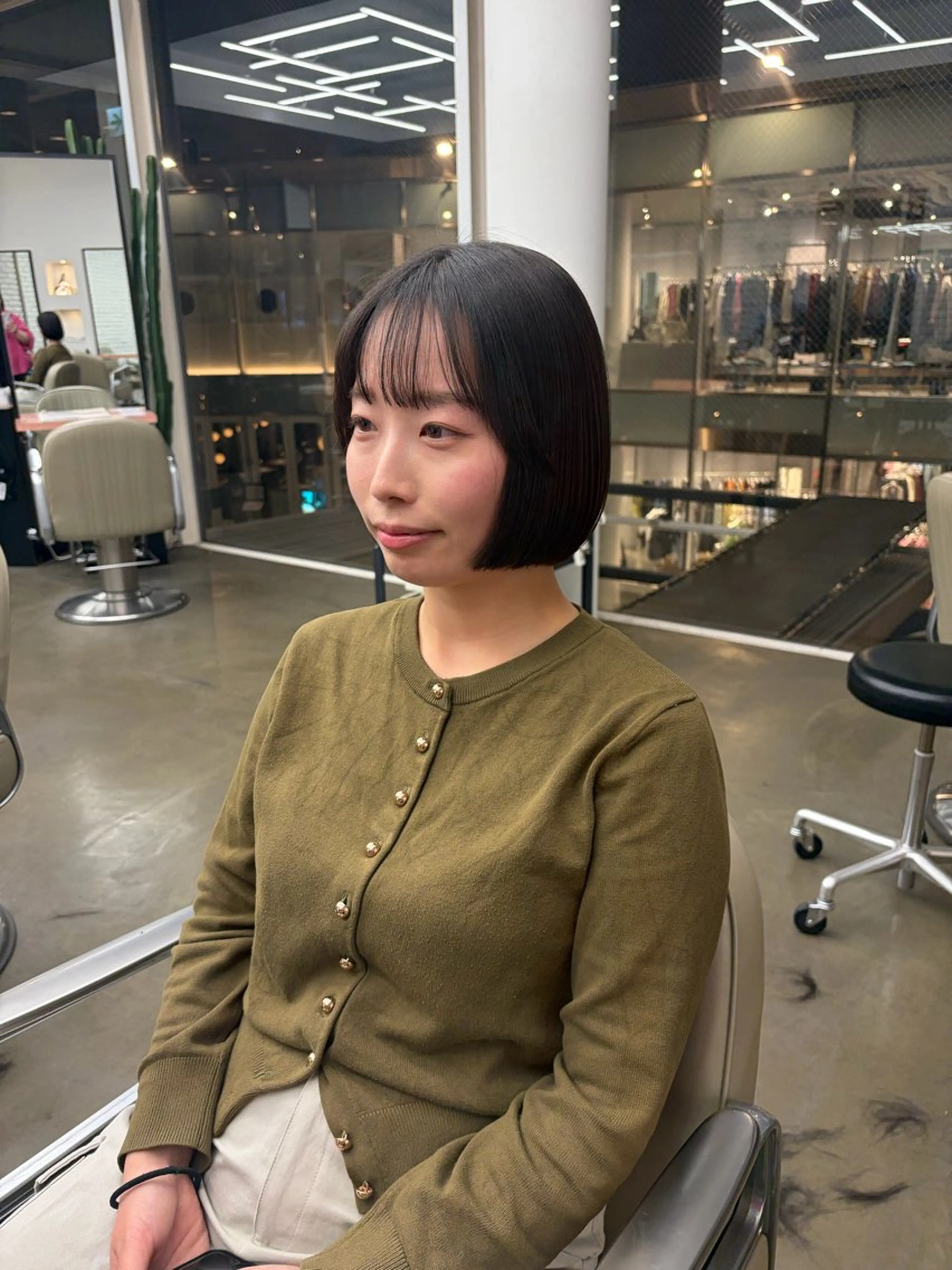 ショート ヘアアレンジ ボブ DIFINOaoyama所属・🎧ayaka/ボブ /透明感カラー🩵のヘアスタイル