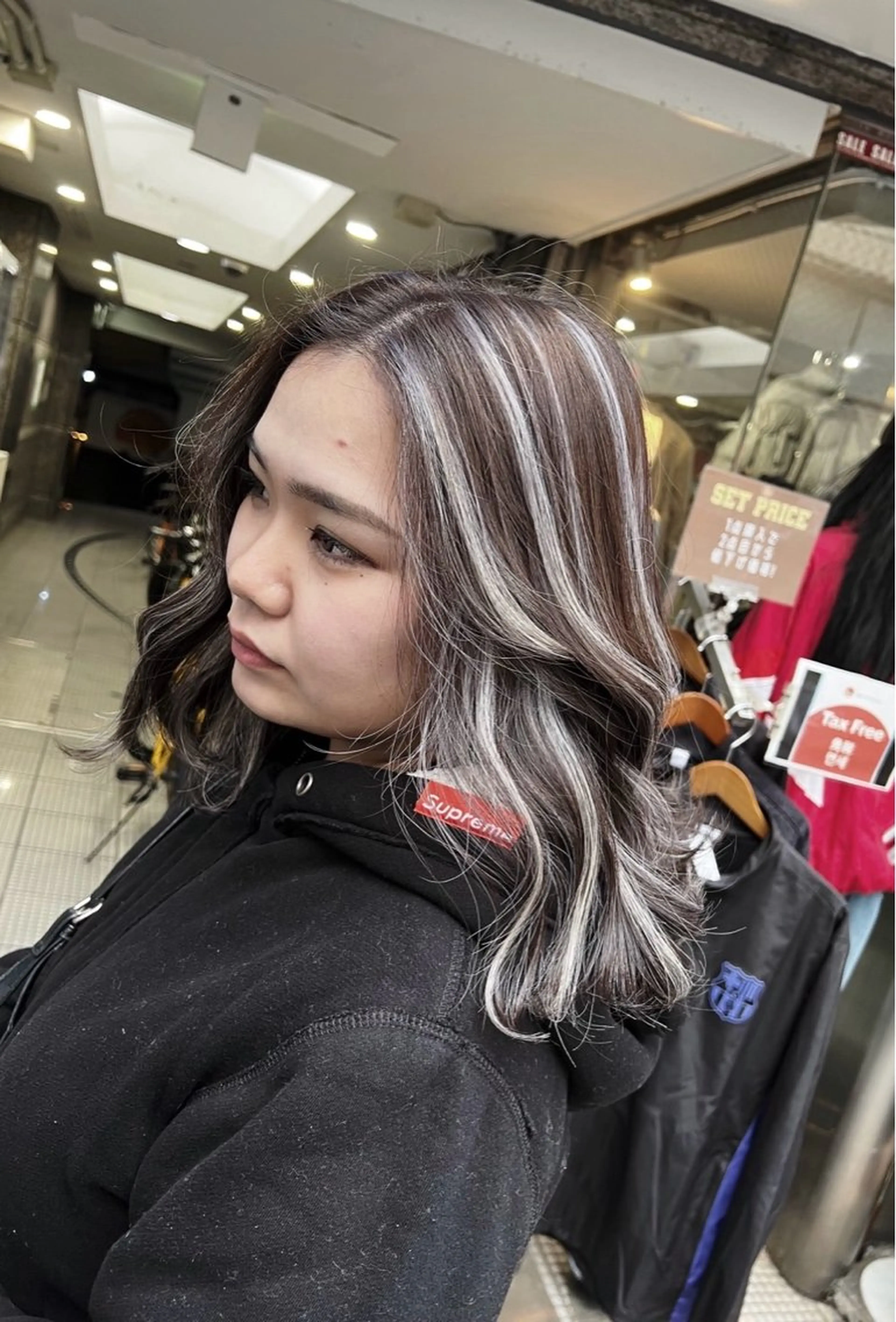 ミディアム カラー ダークグレー ダークグレージュ グレージュ ハイライトカラー ハイライト カット ヘアカラー トリートメント ROBIN所属・指名数No.1 /NAOYAのヘアスタイル