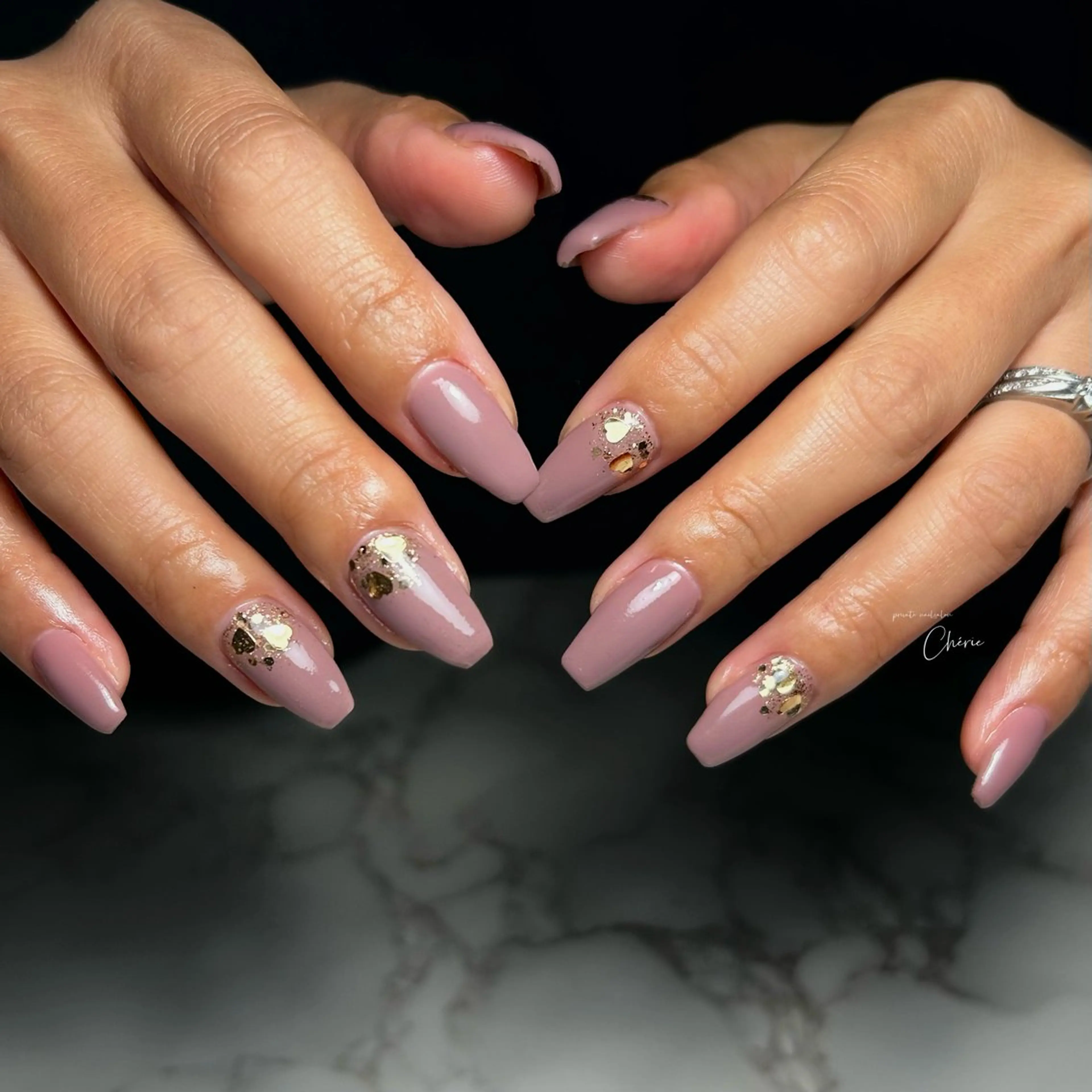 ネイル nailsalon Chérie by Raika所属・nailsalon Chérieのネイルデザイン