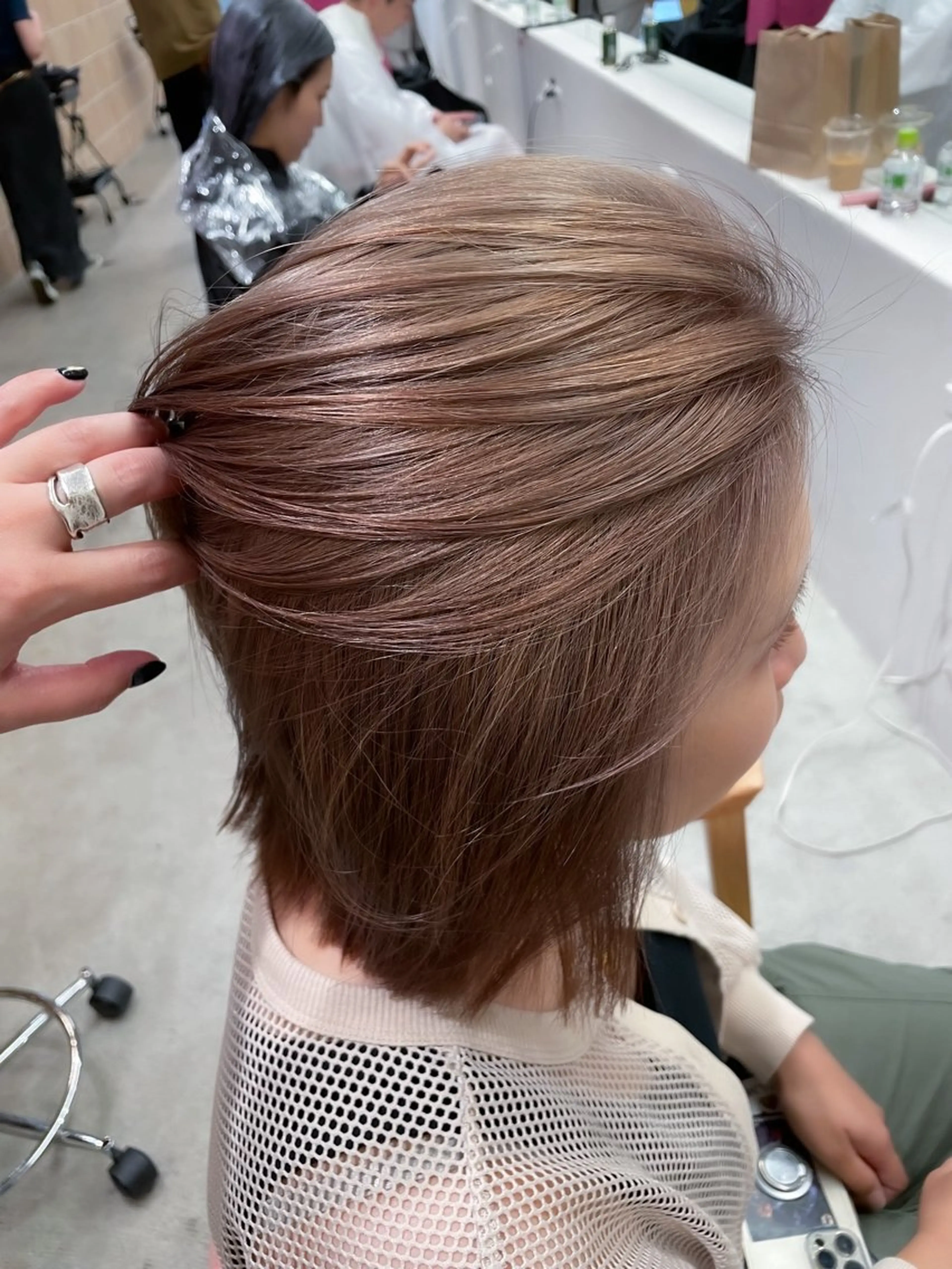 ショート カラー ヘアアレンジ ミニボブ/ブリーチ 🌈MISATOのヘアスタイル