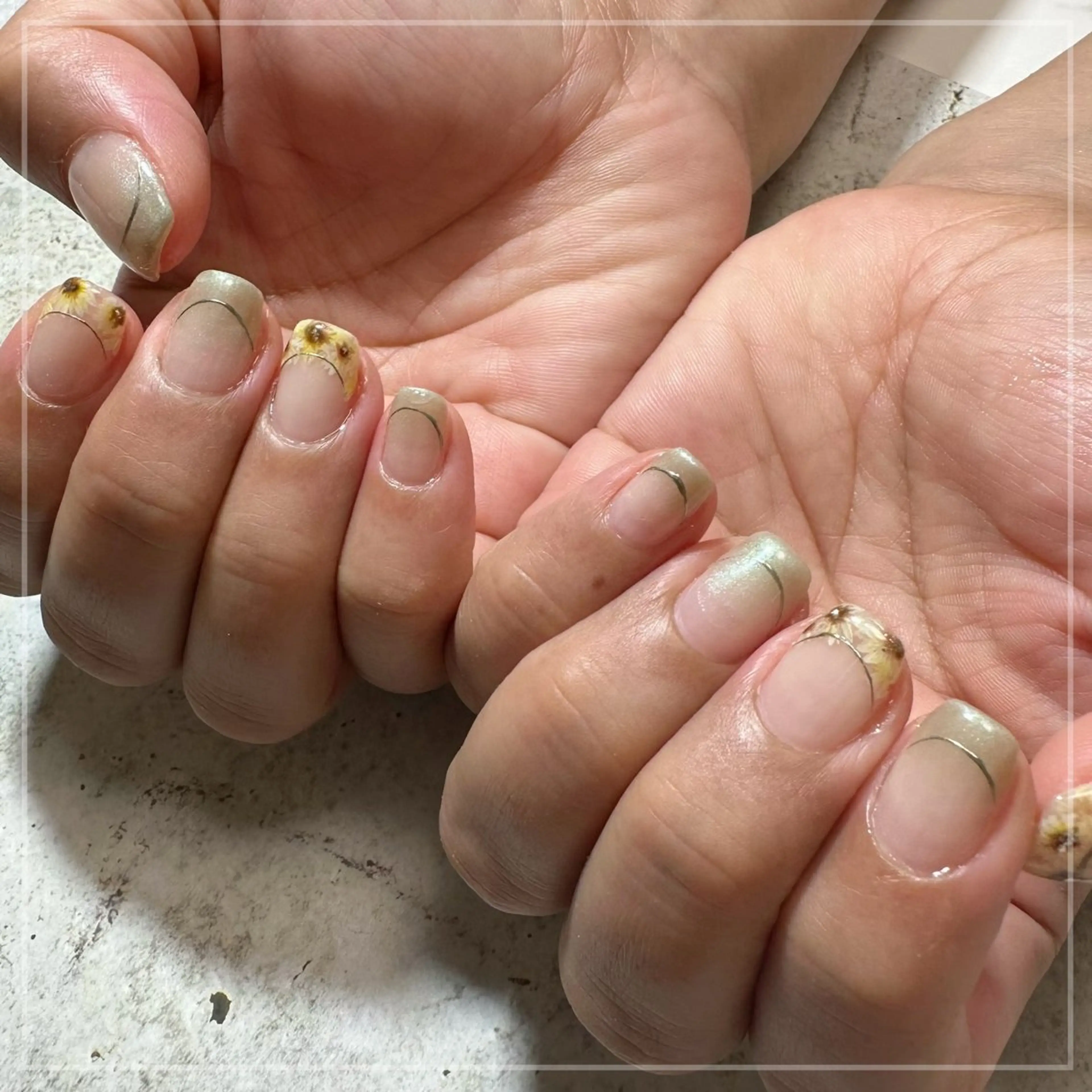 ネイル ハンドネイル Tomoe さいたま新都心/与野のネイルデザイン