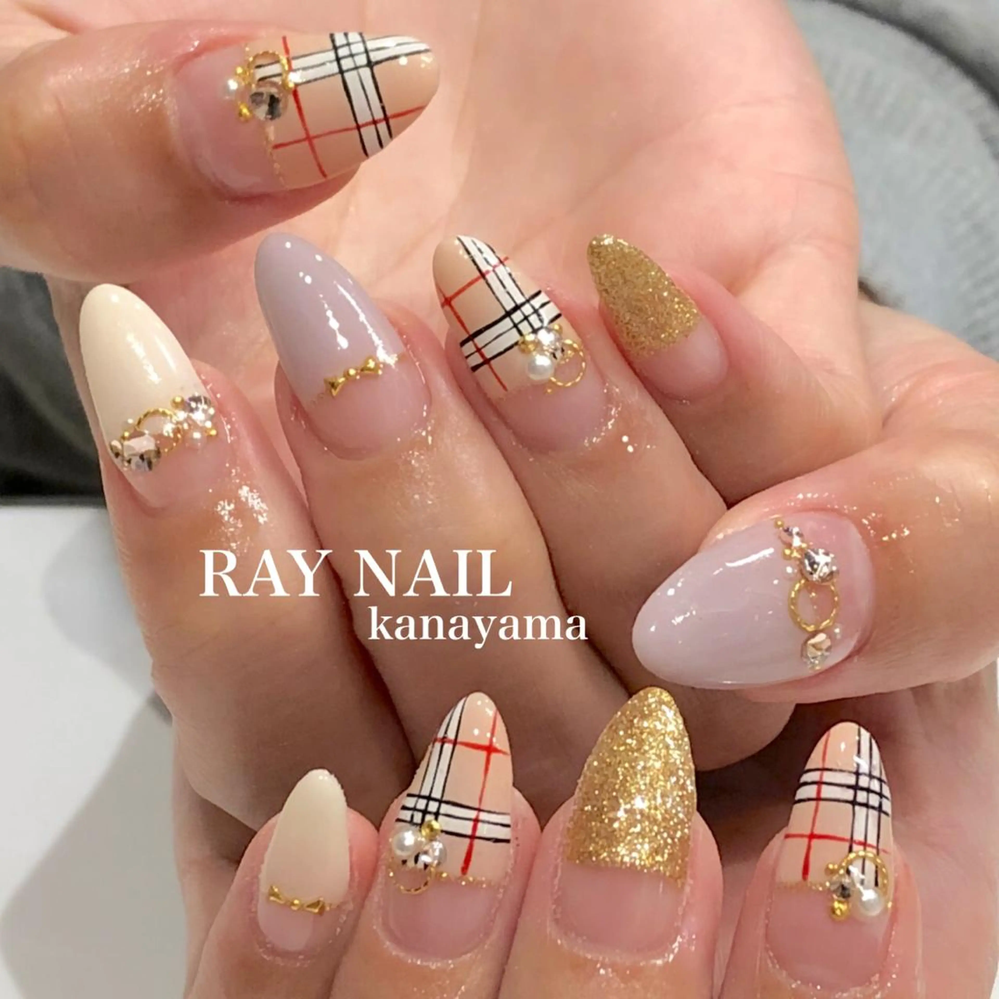 ネイル フレンチネイル Arowa 伊田のネイルデザイン