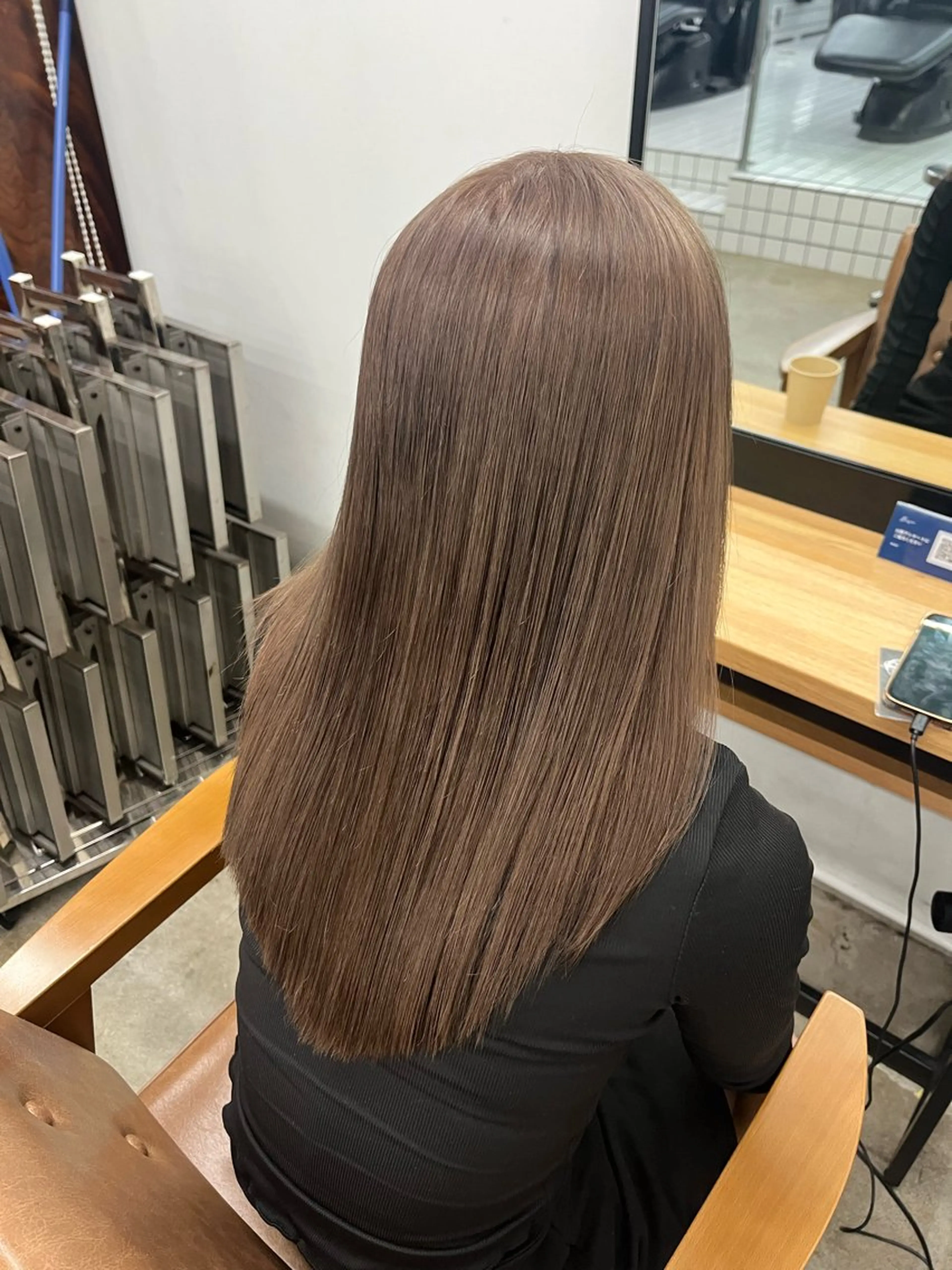 カラー ヘアカラー トリートメント ブリーチカラー×艶 🍨mihoのヘアスタイル