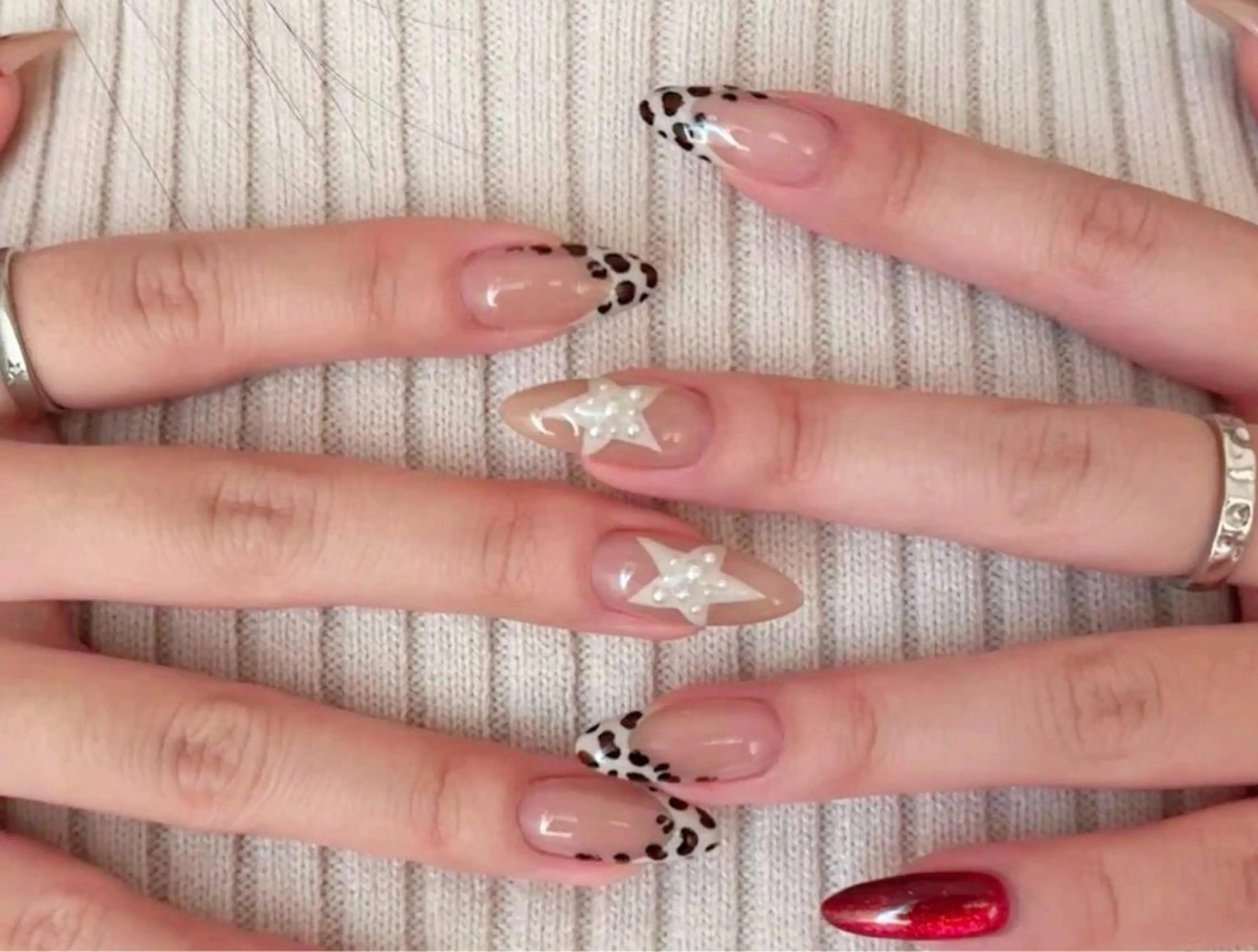 ネイル アートネイル オーロラネイル チークネイル フレンチネイル ガラスフレンチ ハンドネイル 🎀🎀YooLi Nail Salonのネイルデザイン