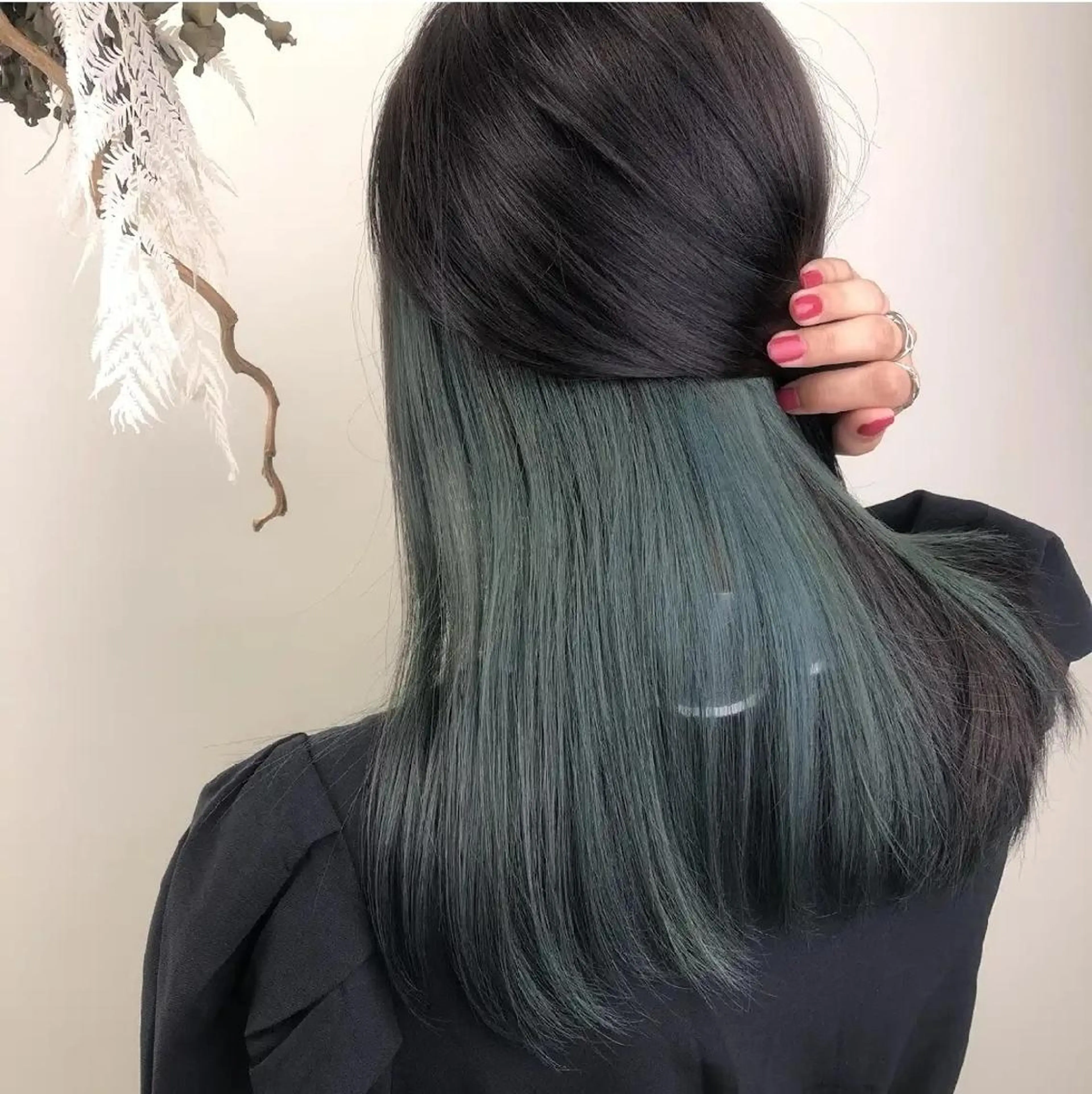 セミロング カラー u hair所属・こばやし ももこのヘアスタイル