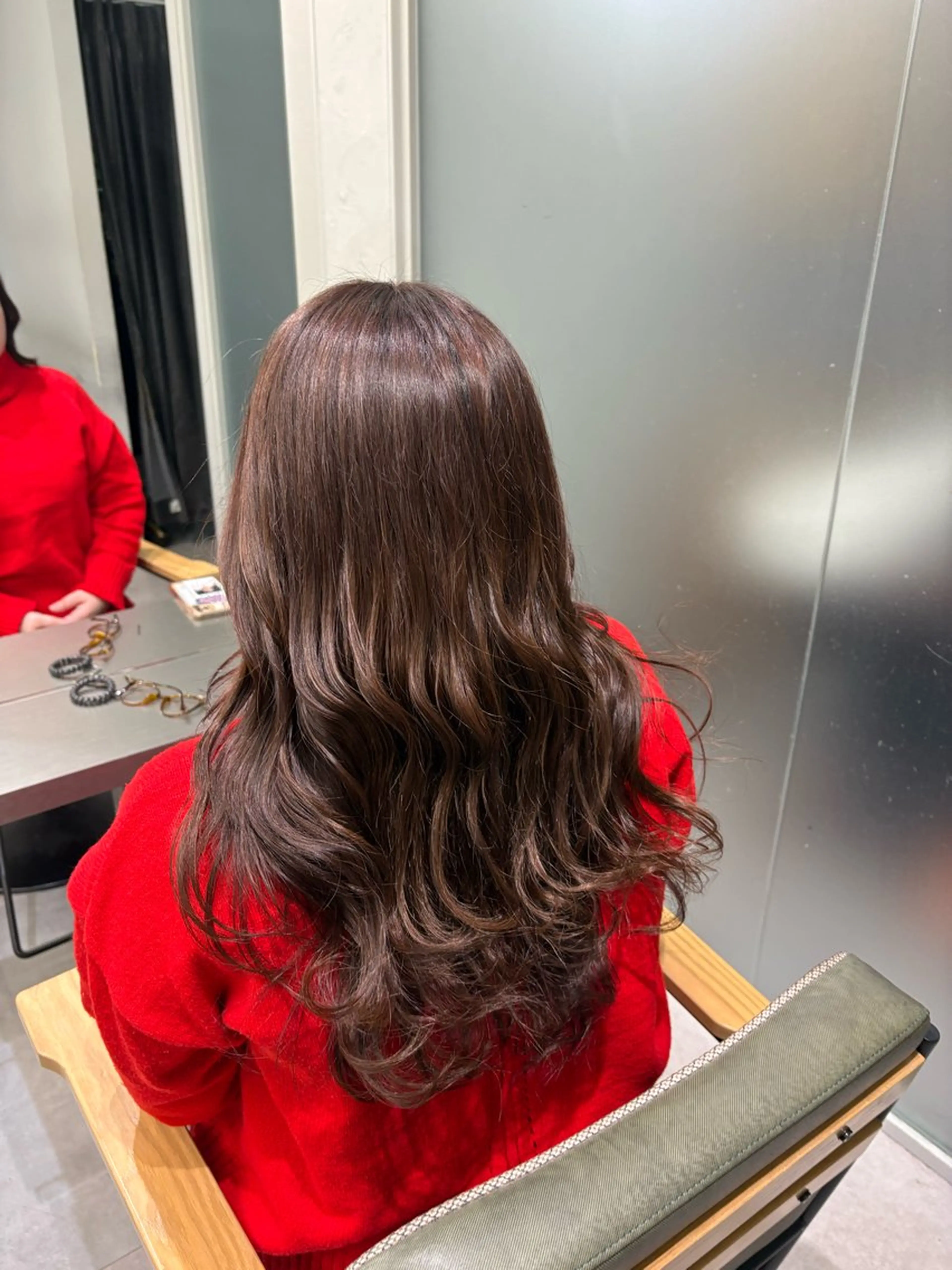 ロング カラー ベージュカラー ブリーチ ブリーチなしカラー 学生 トリートメント ヘアカラー 梅田/ベージュ／ 艶カラー／三宅空翔のヘアスタイル