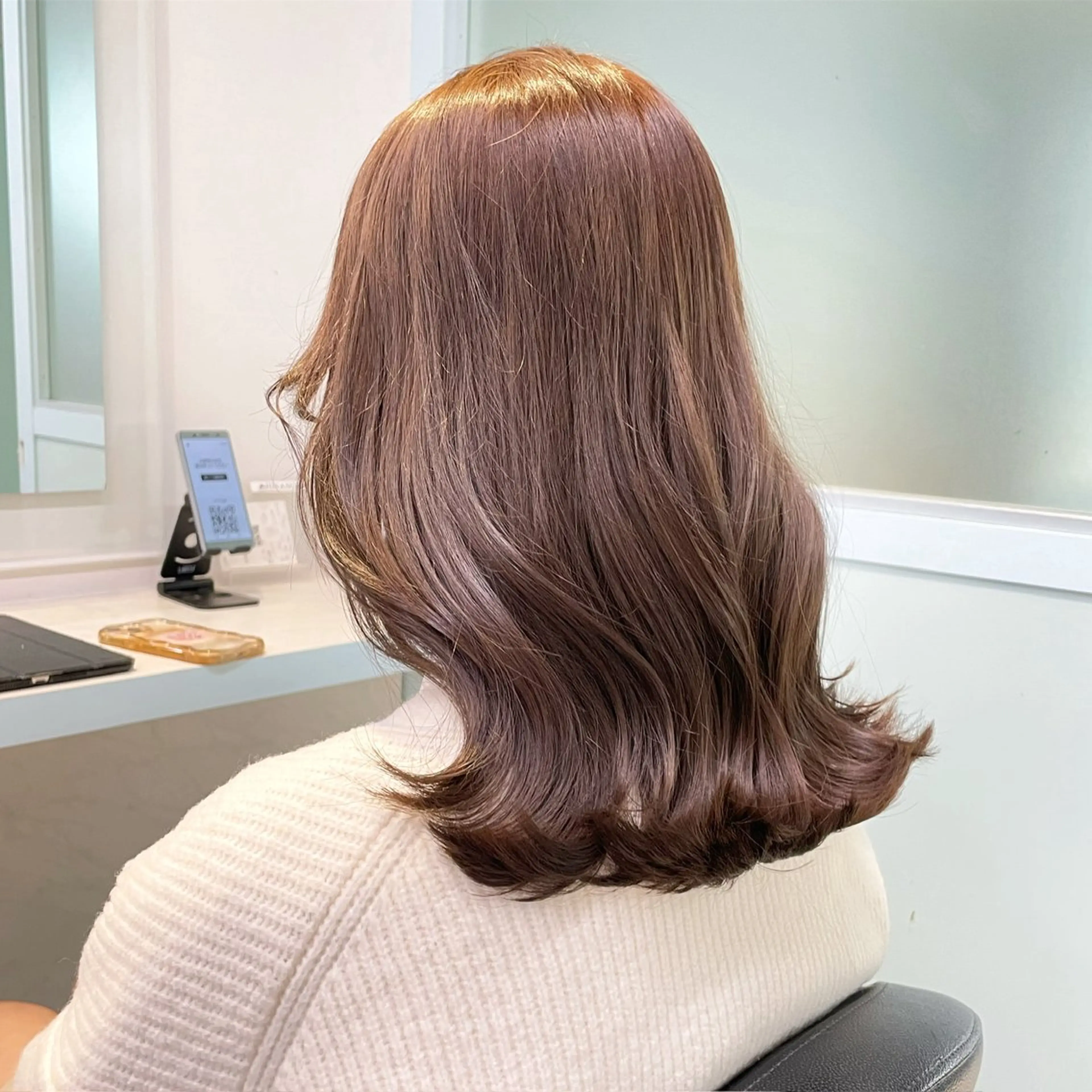 セミロング カラー Salowin池袋East 店3F所属・【美髪矯正/絹髪】 🎀hinano🎀のヘアスタイル