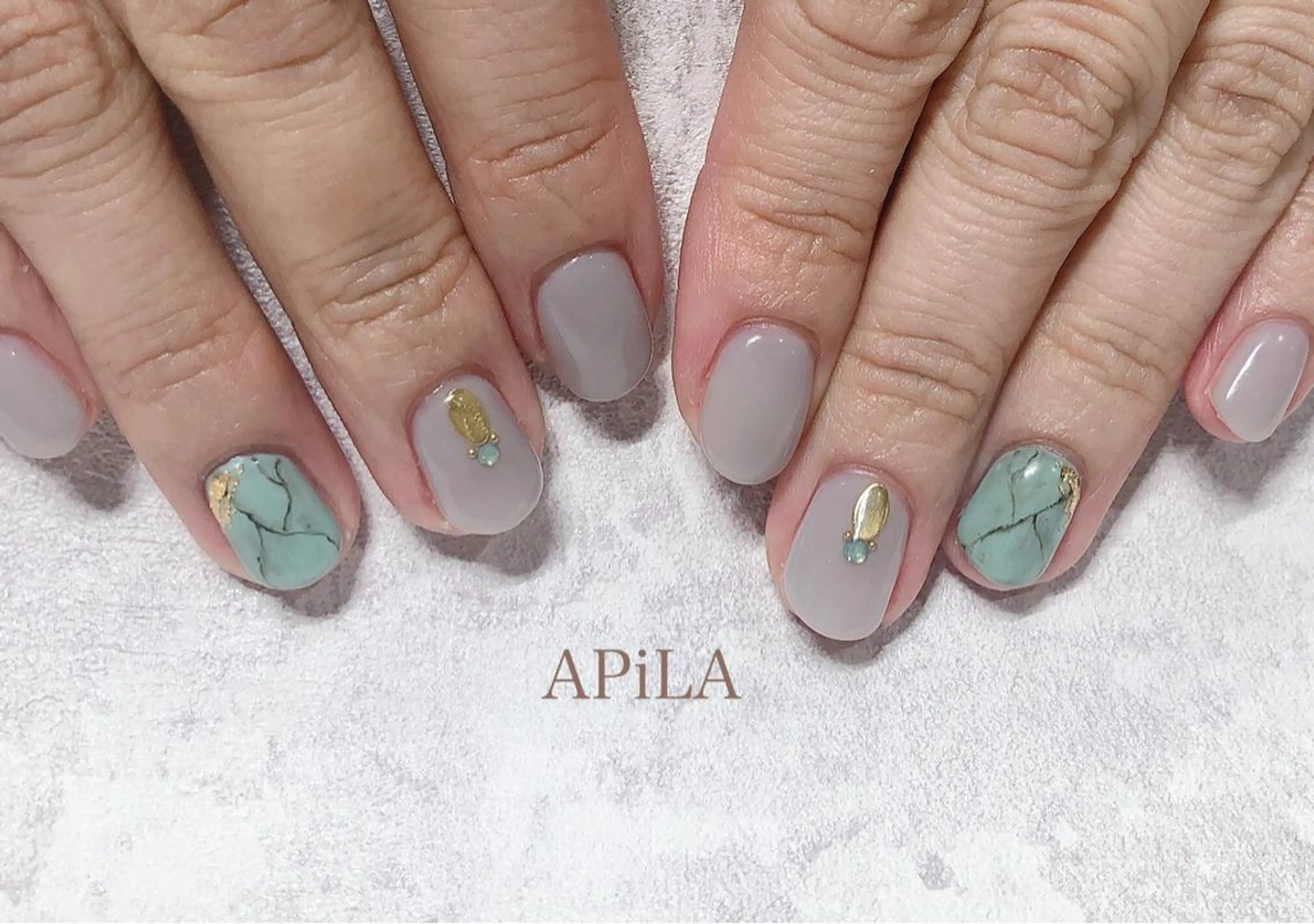 ネイル APiLA 甲斐田のネイルデザイン