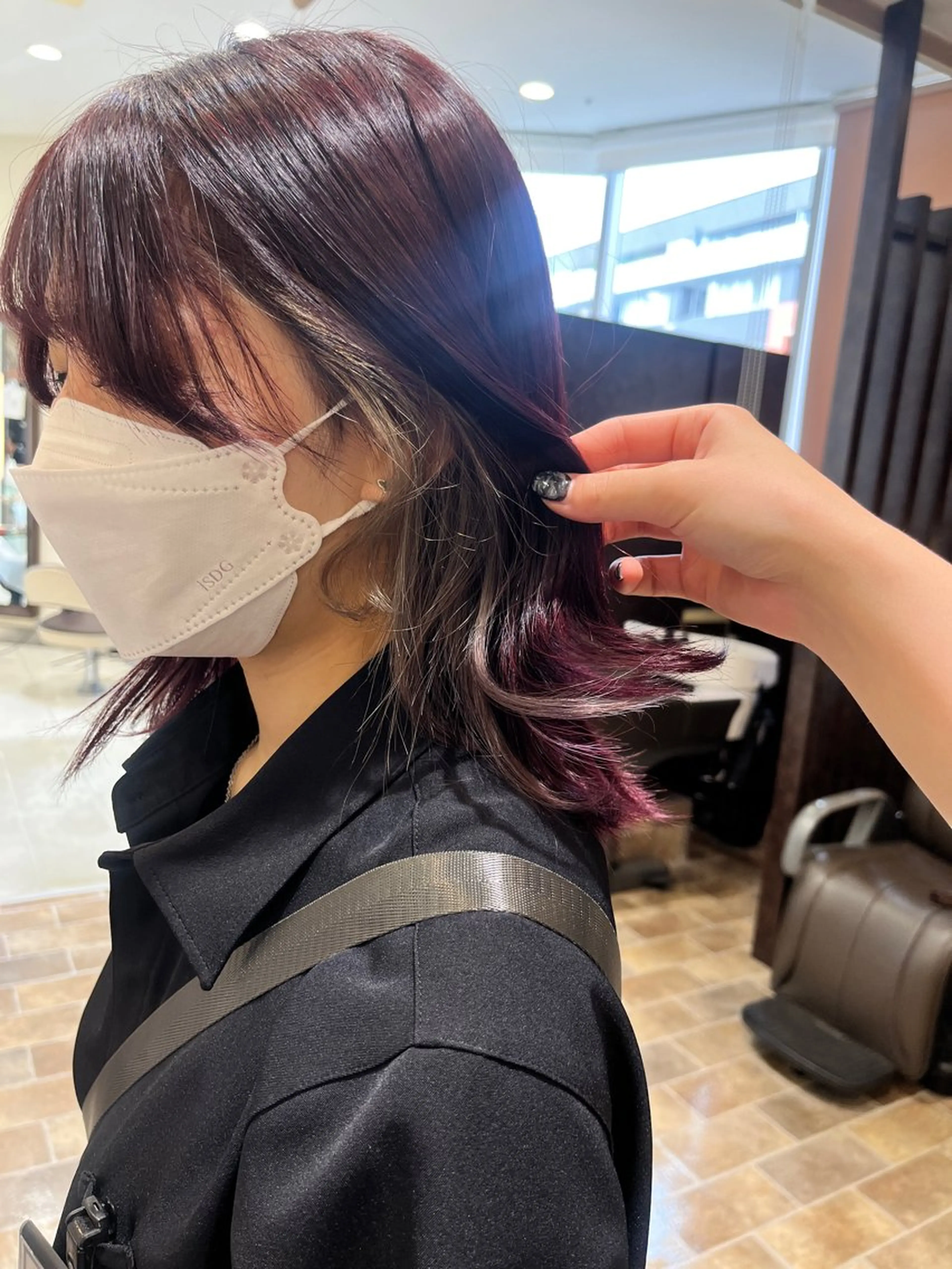 ミディアム カラー ブリーチ インナーカラー ブリーチなしカラー バイオレットカラー Reverie　ZENKO国領店所属・くぼたひより /モデル様募集中のヘアスタイル