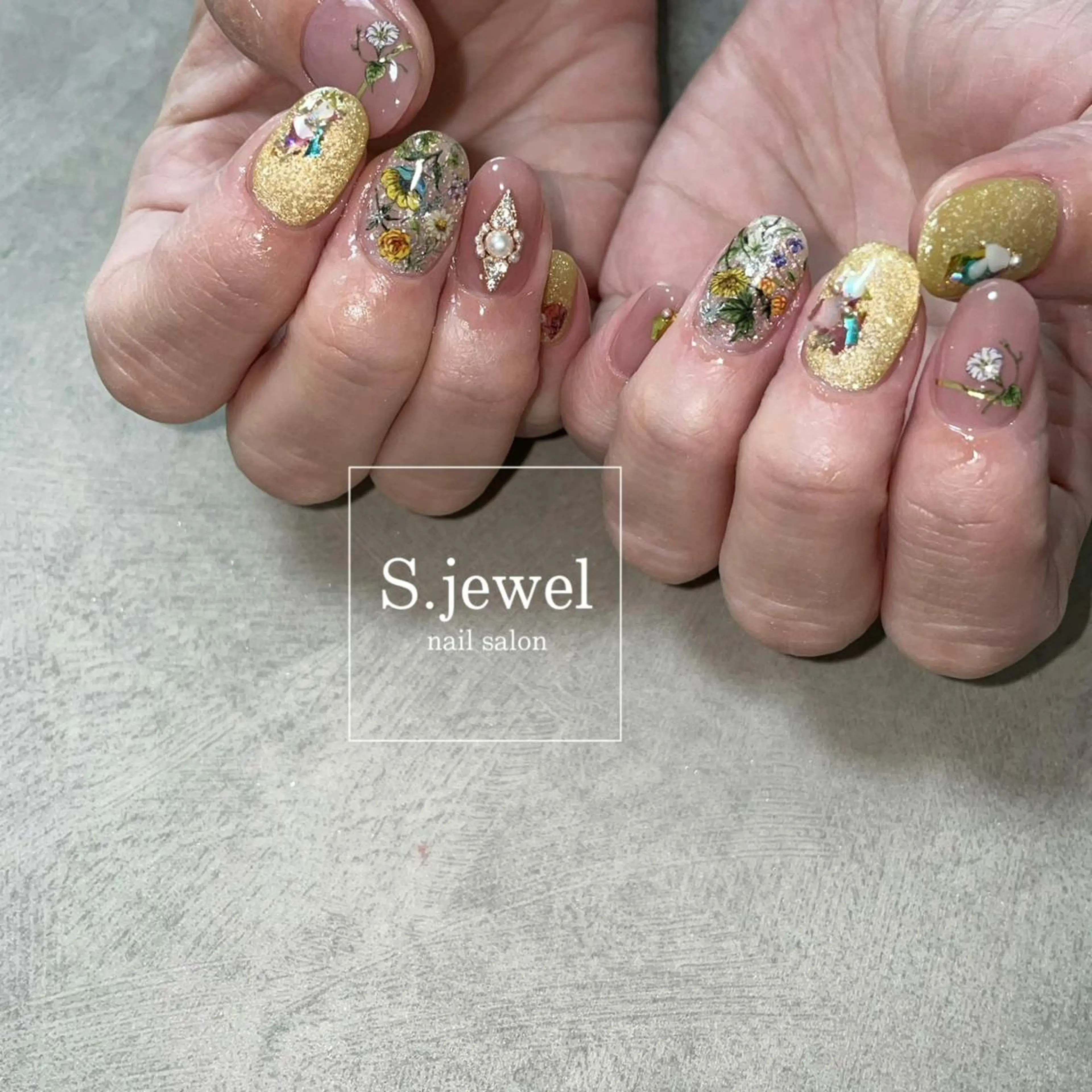 ネイル S♡JEWEL所属・S. JEWELのネイルデザイン