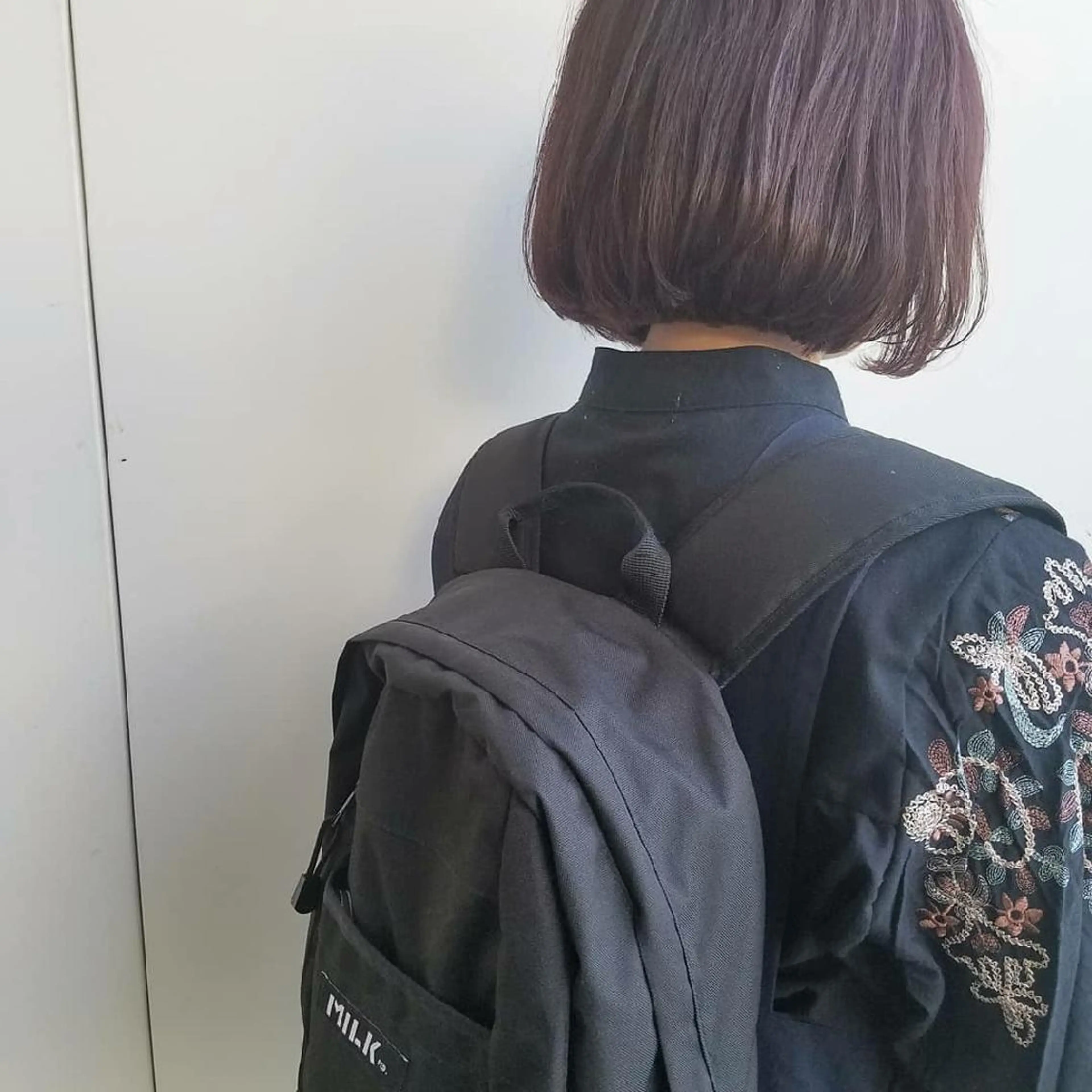 ショート カラー ボブ iplus✴ まつげ、眉毛、耳つぼのマツエク・マツパデザイン