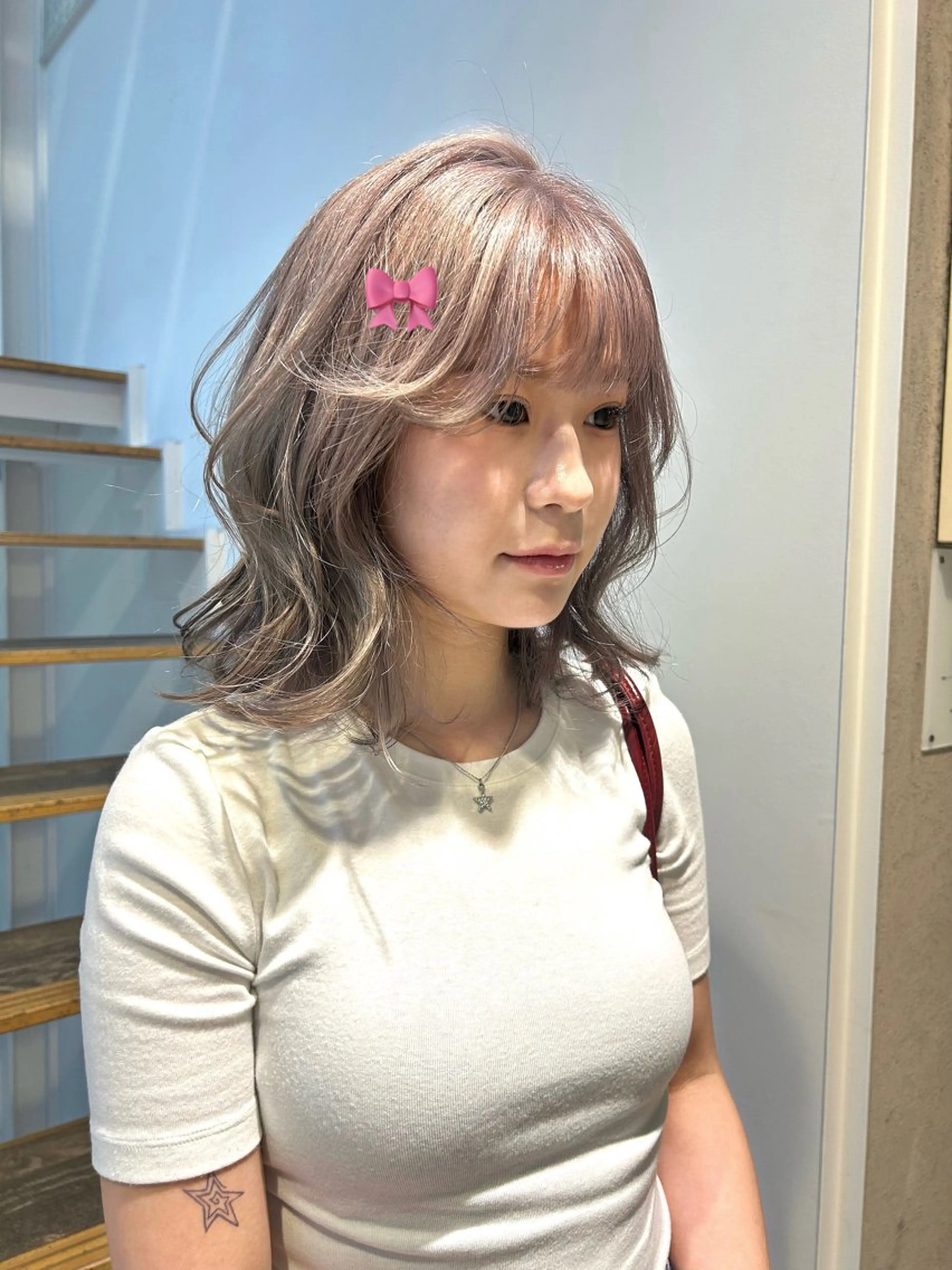 ミディアム moe🎀 透明感カラーのヘアスタイル