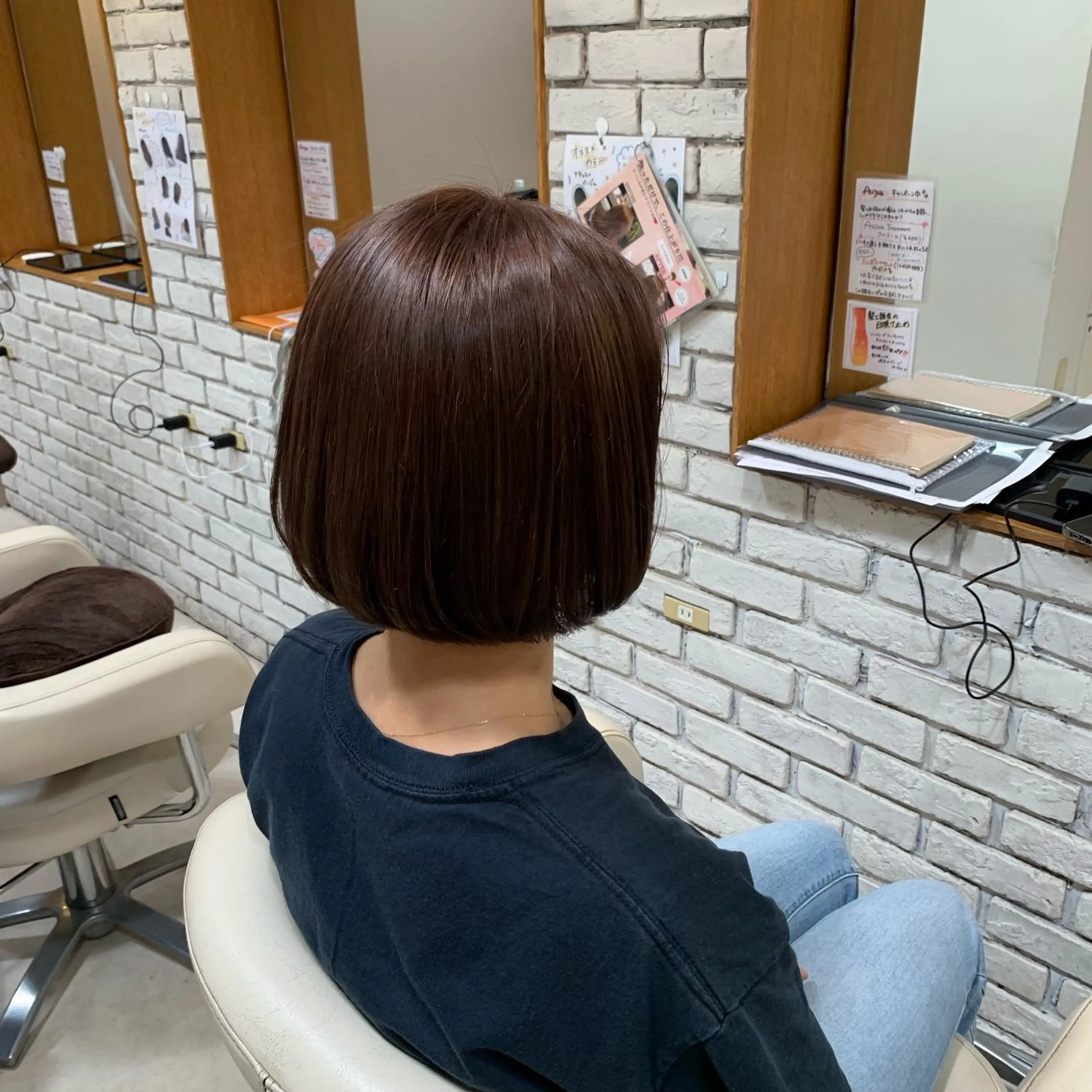 ミディアム 宮本 季奈のヘアスタイル