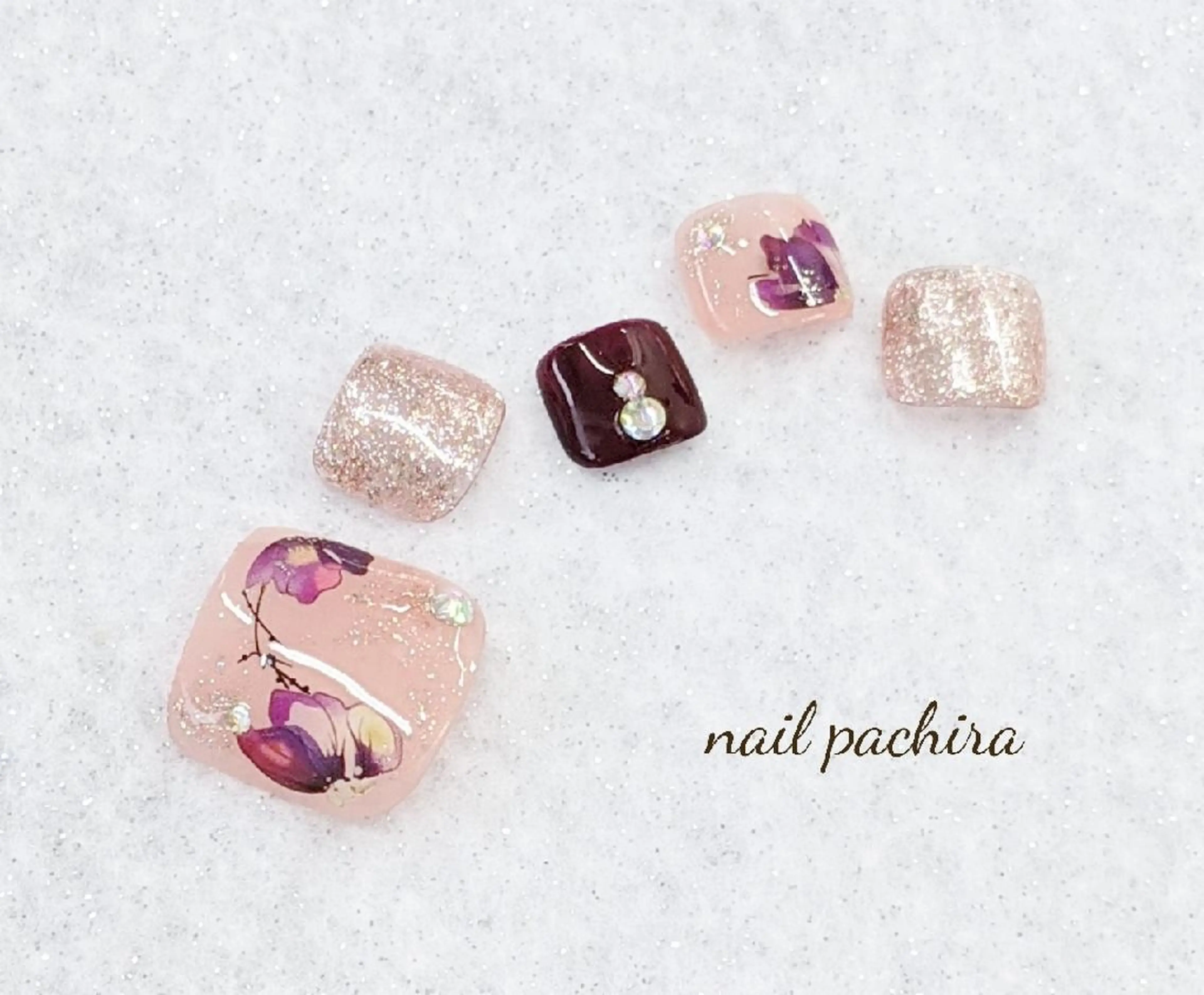 ネイル フットネイル ネイルパキラ ゆうのネイルデザイン