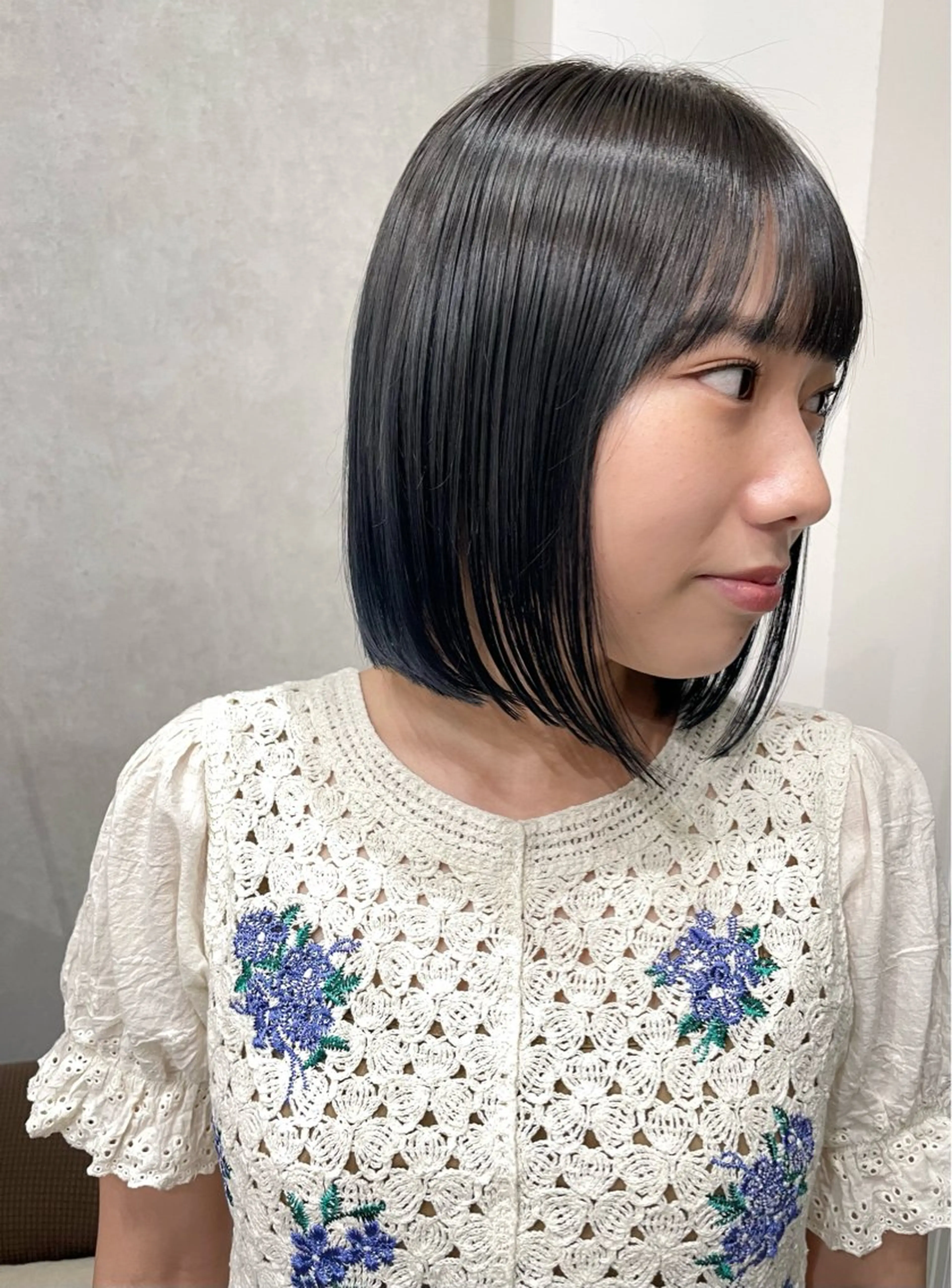 ミディアム カット ヘアカラー KAZU keshiki大名のヘアスタイル