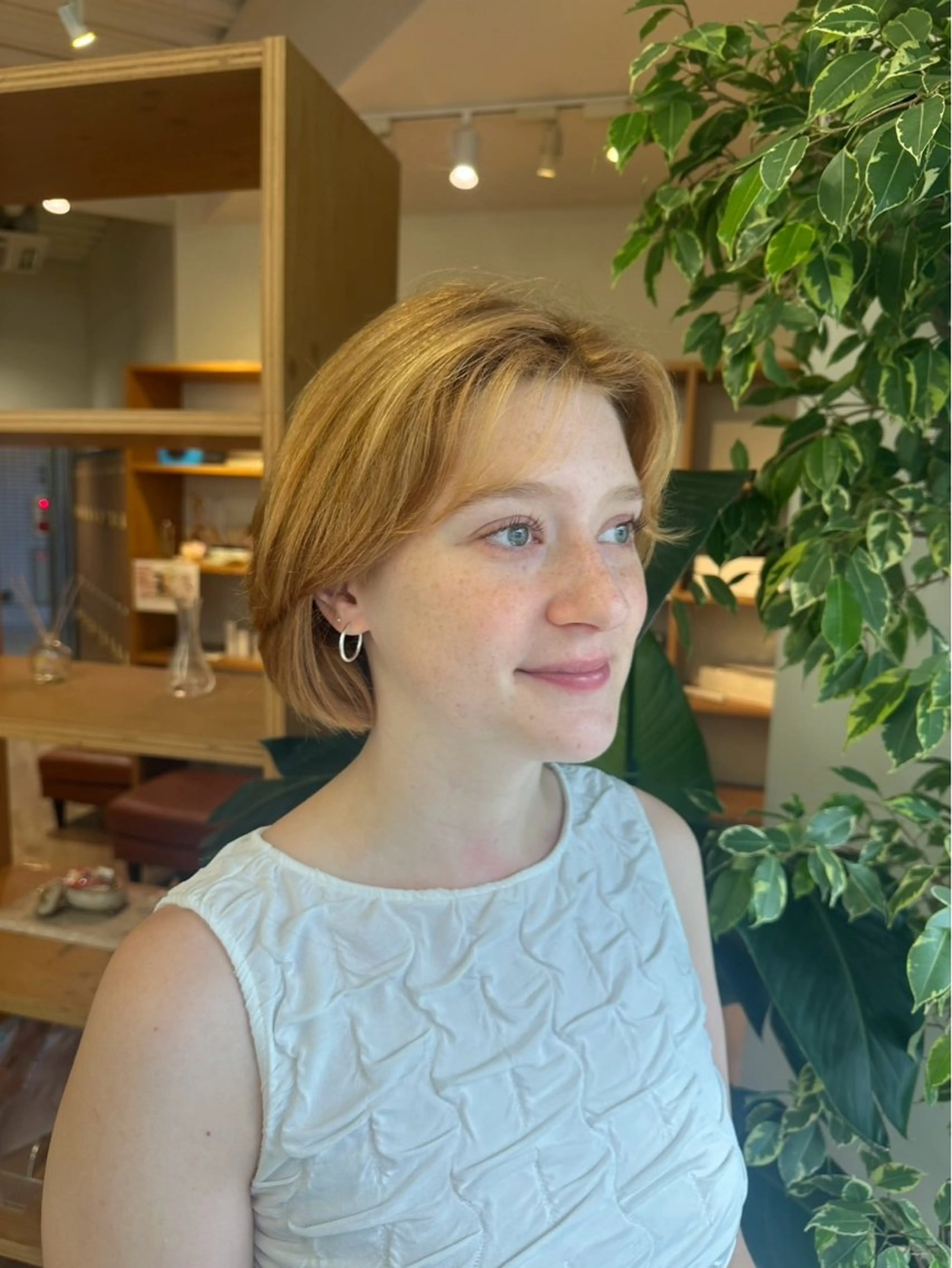 ショート カット ブリーチカラー/ わきたちえ🌻のヘアスタイル