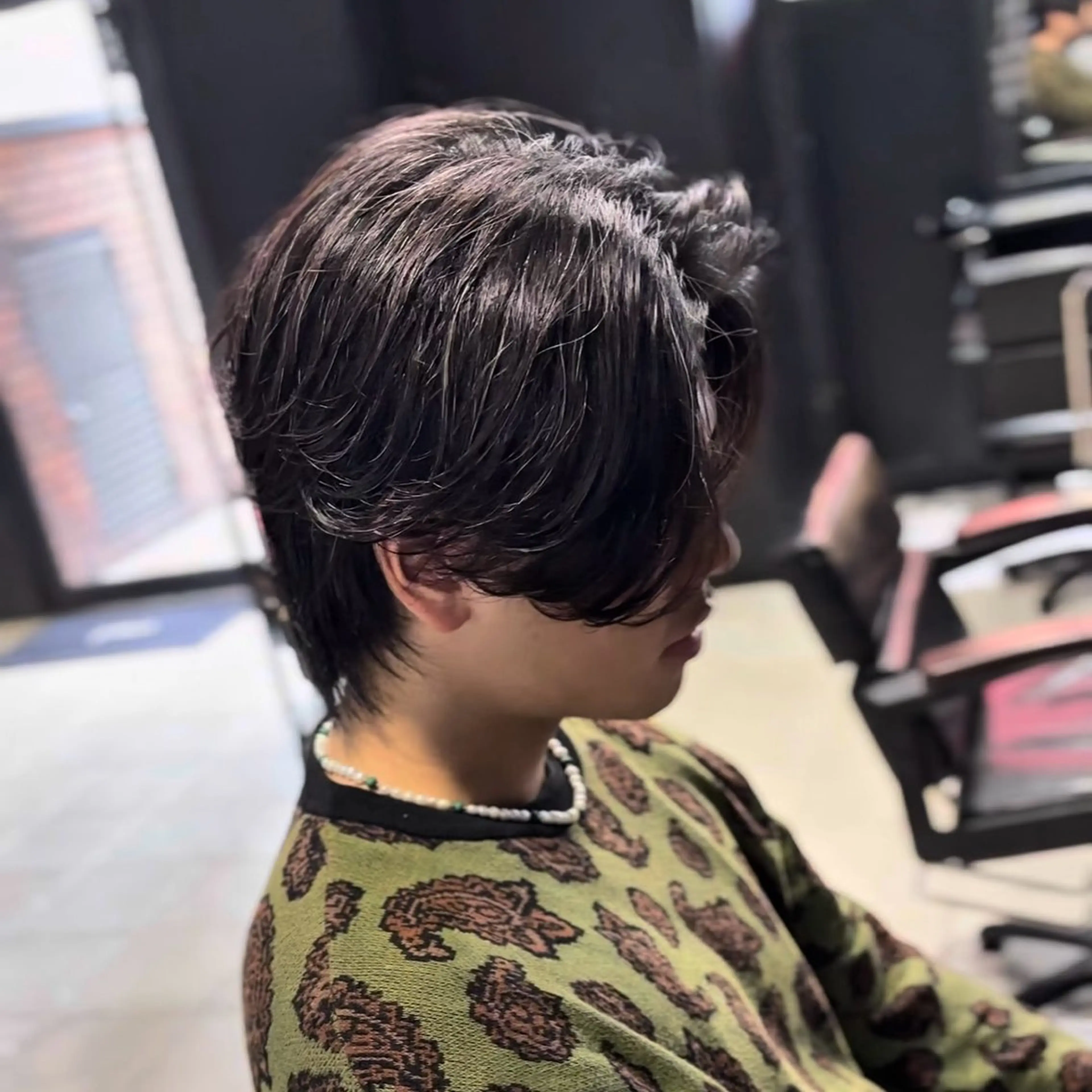 ミディアム パーマ ミディアムパーマ ツイストスパイラルパーマ ニュアンスパーマ スパイラルパーマ ツイストパーマ カット パーマ センターパート支持率 No.1【心斎橋】のヘアスタイル